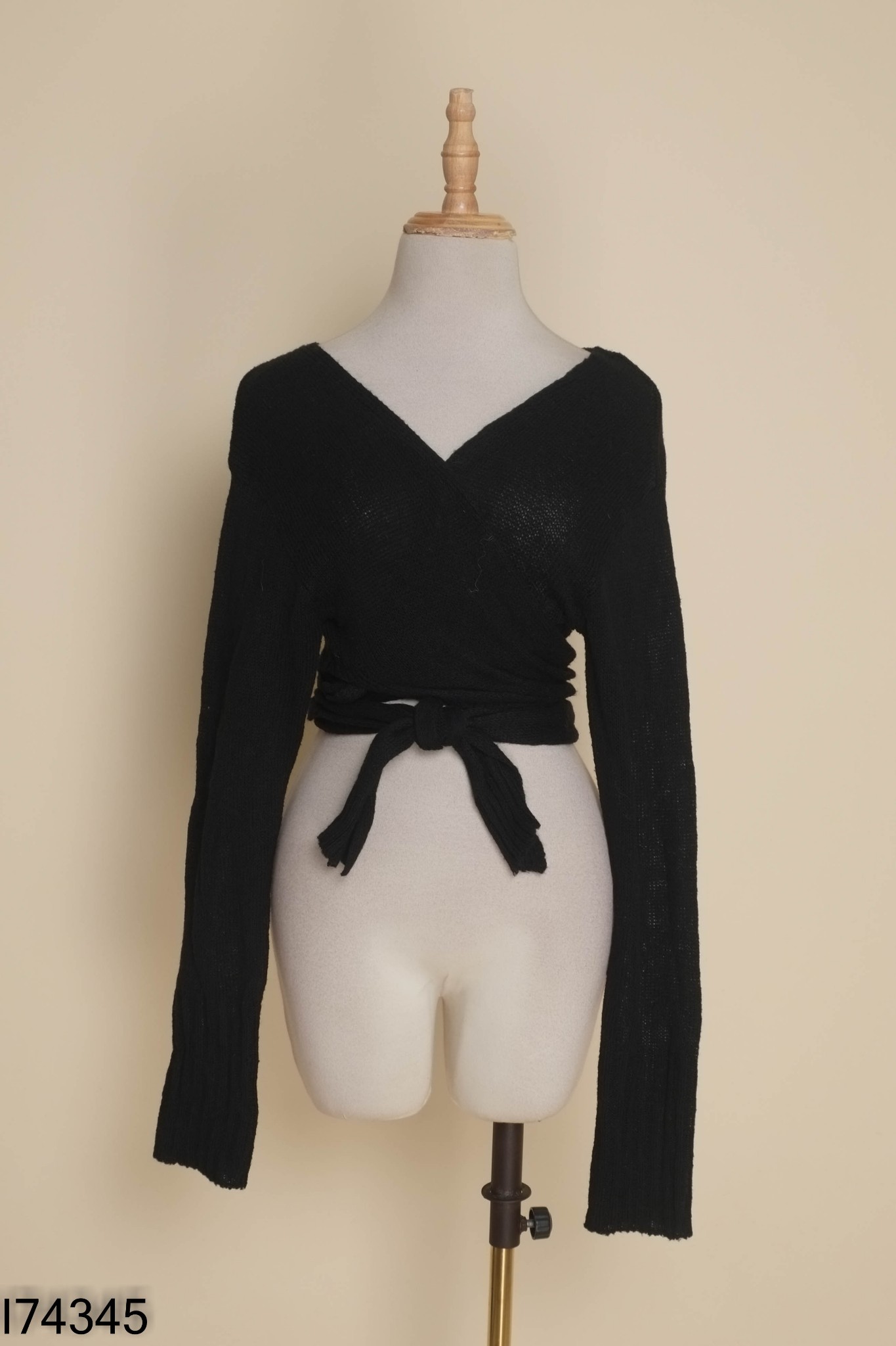 Áo len ZARA đen buộc eo (cắt tag)