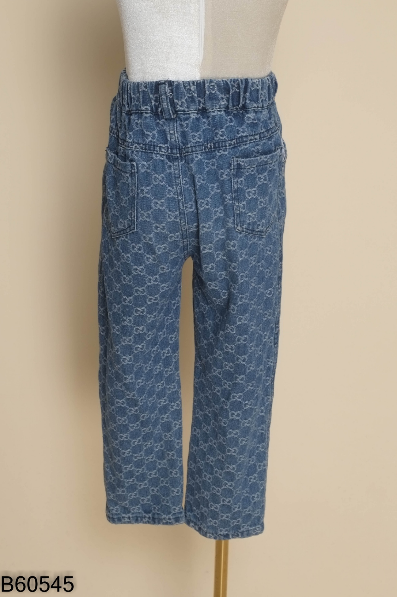 Quần jeans xanh họa tiết KIDS