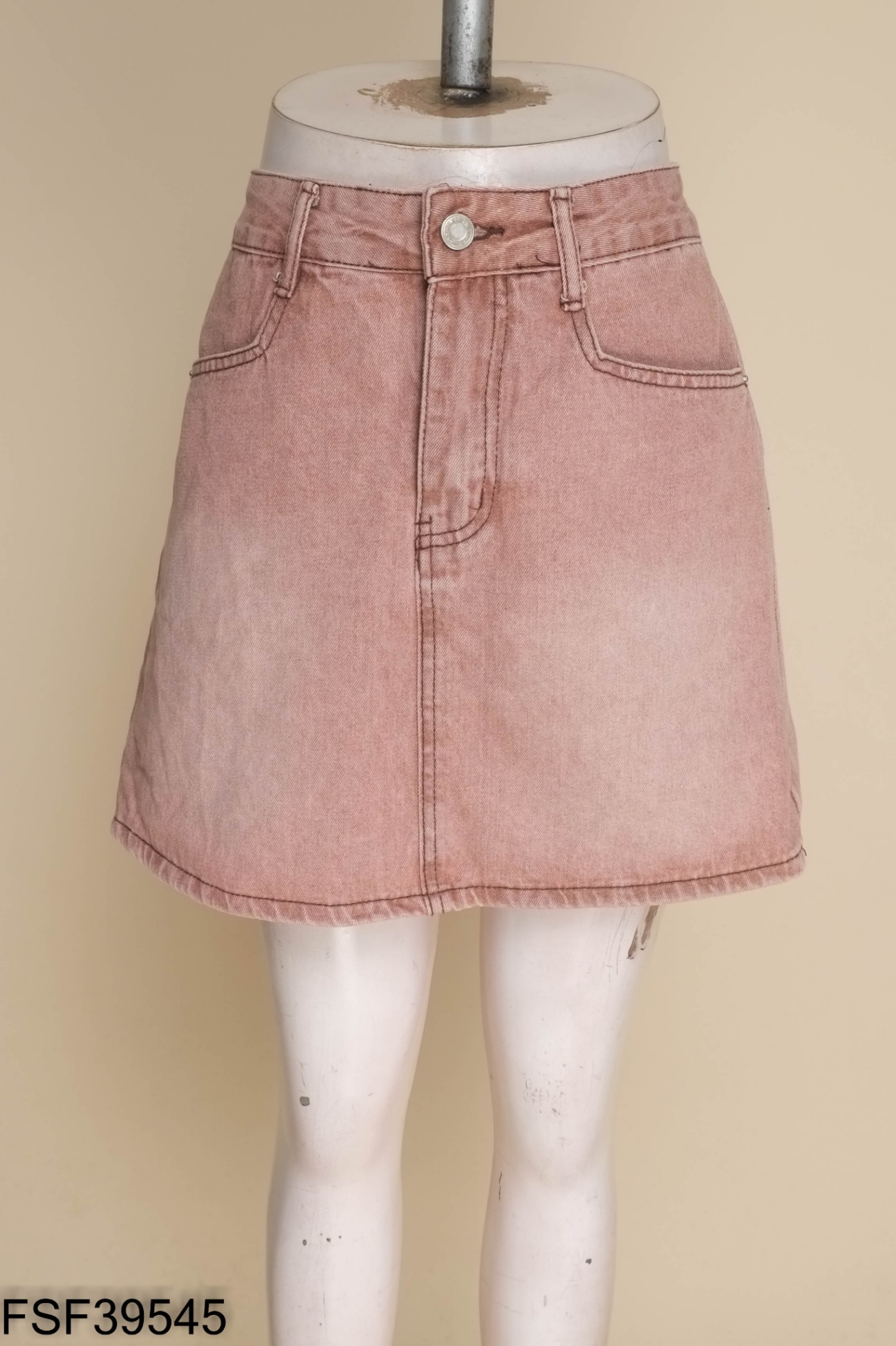 Chân váy jeans hồng