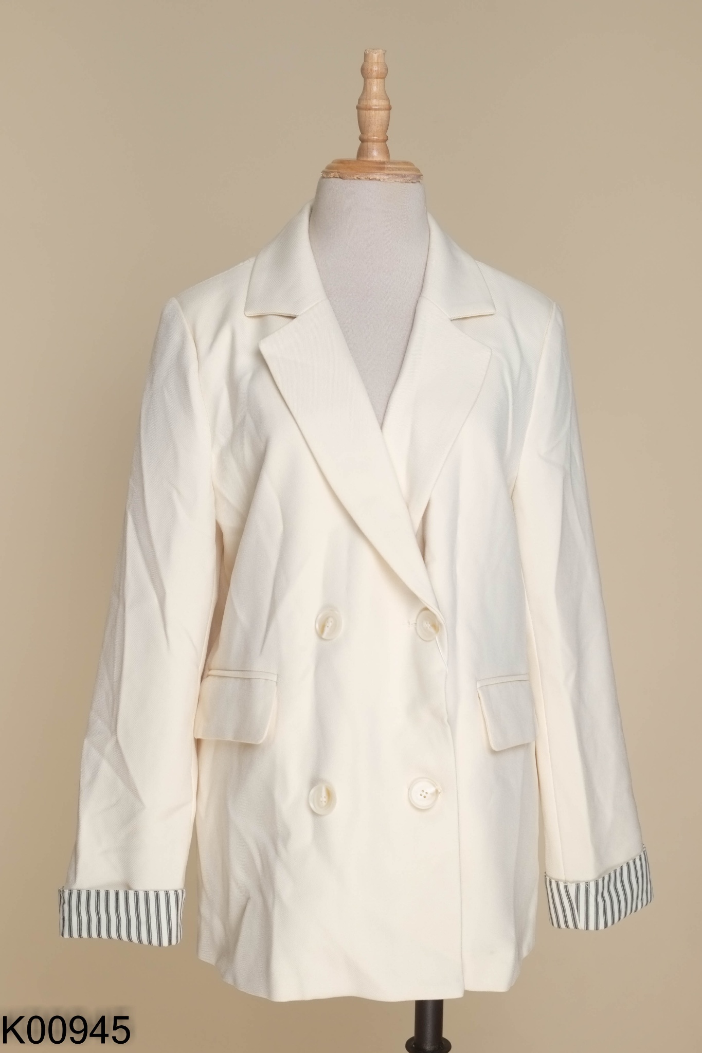 NEWTAG Áo blazer be phối tay sọc