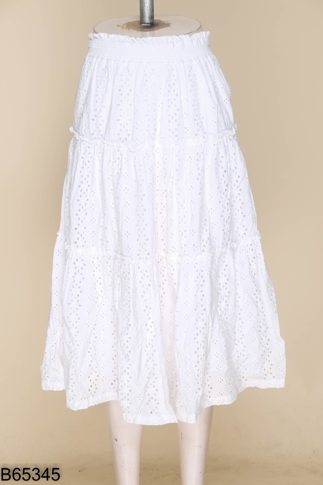 Chân váy NEXT dài trắng thêu hoa KID