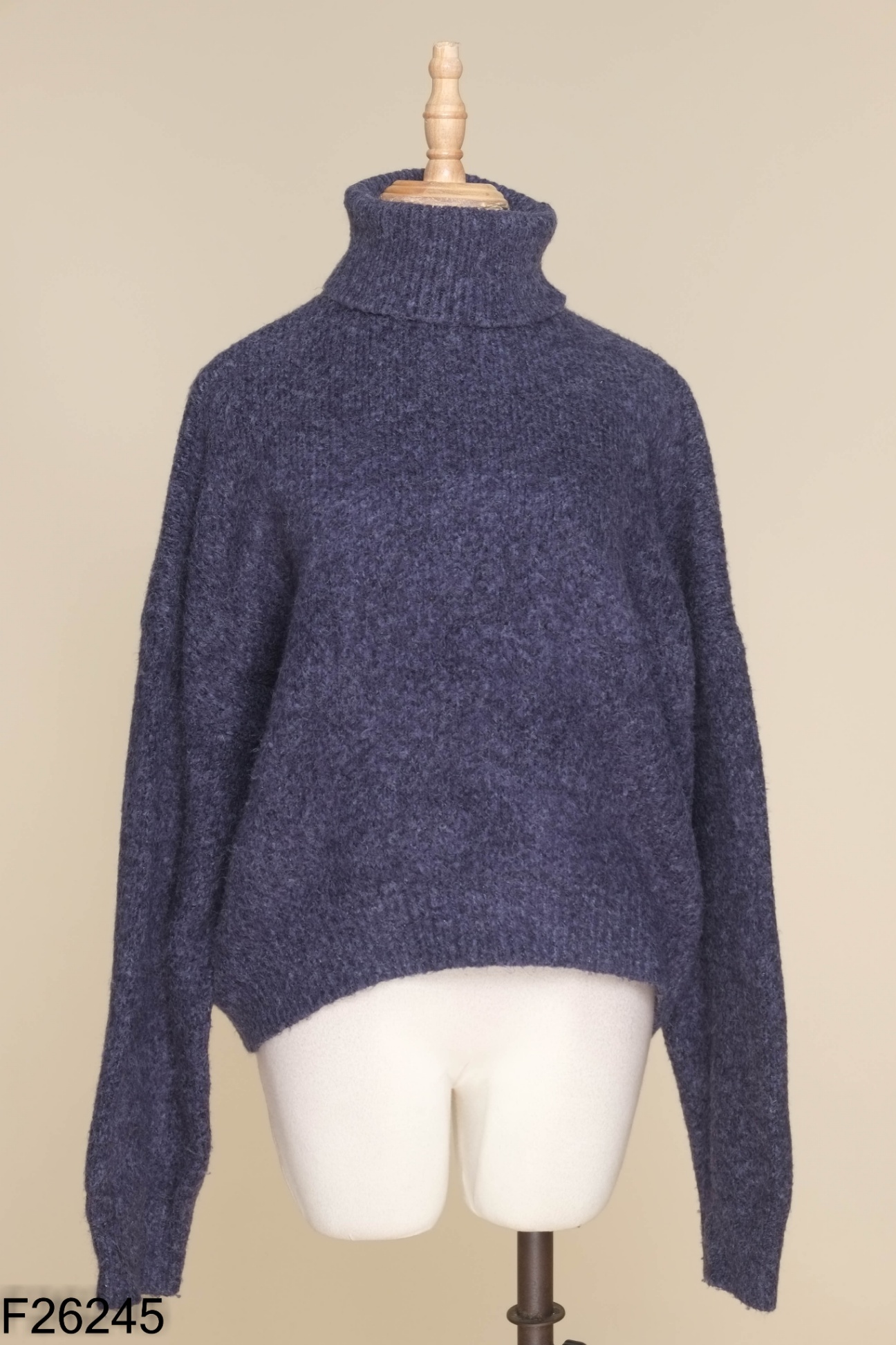 Áo len KNIT MIX xanh cổ lọ