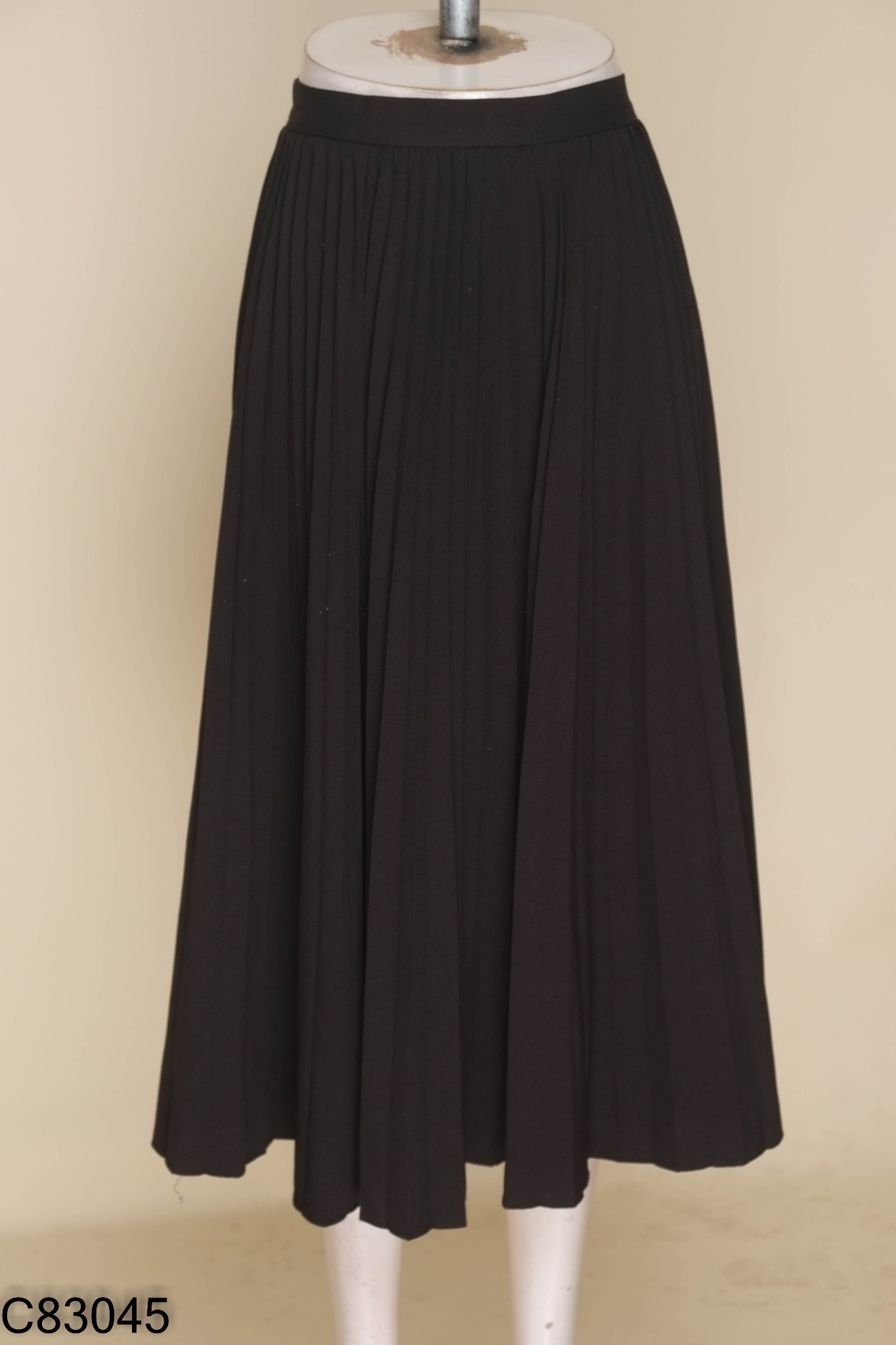 Chân váy LOVE BONITO đen