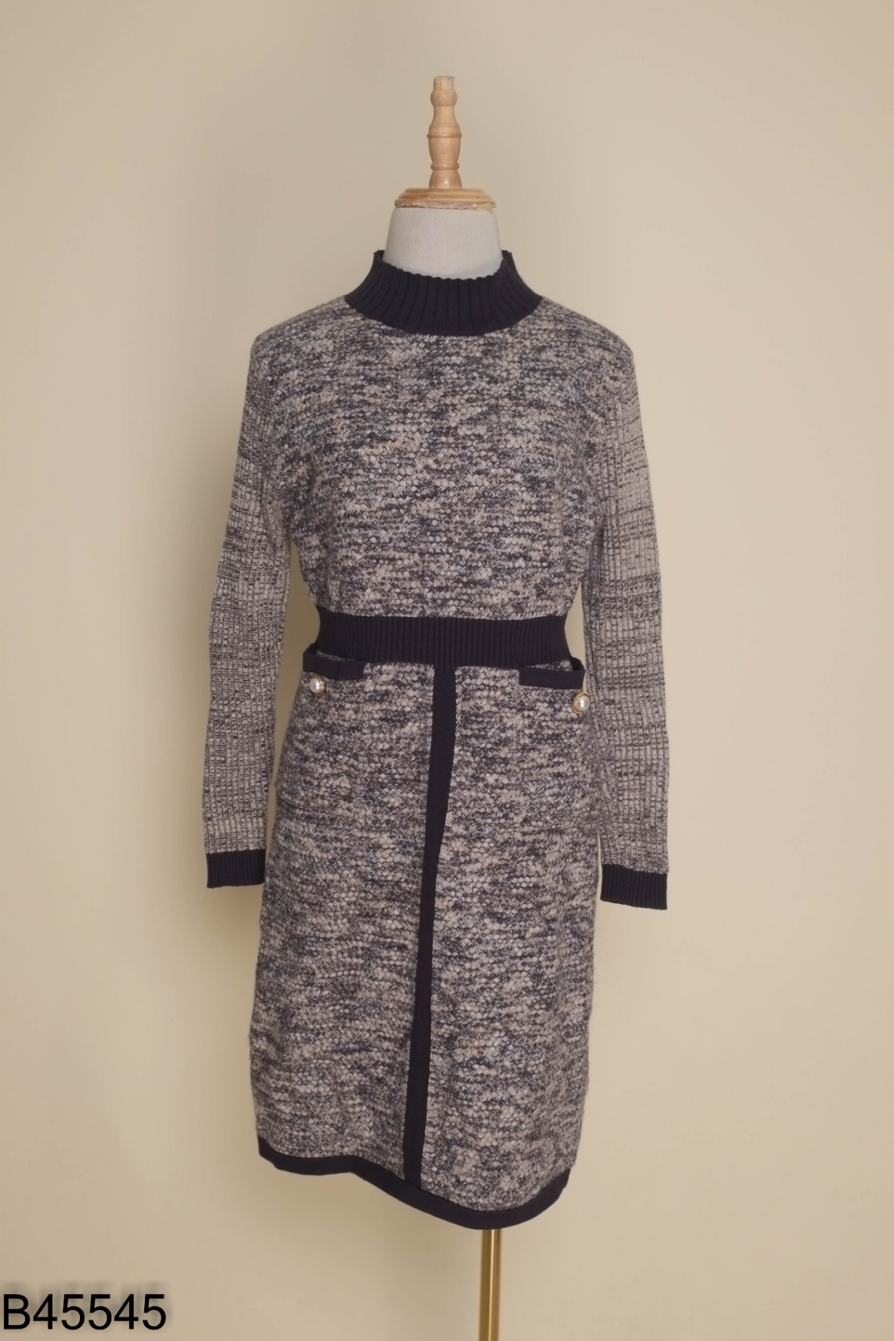 Váy len xanh nâu có túi