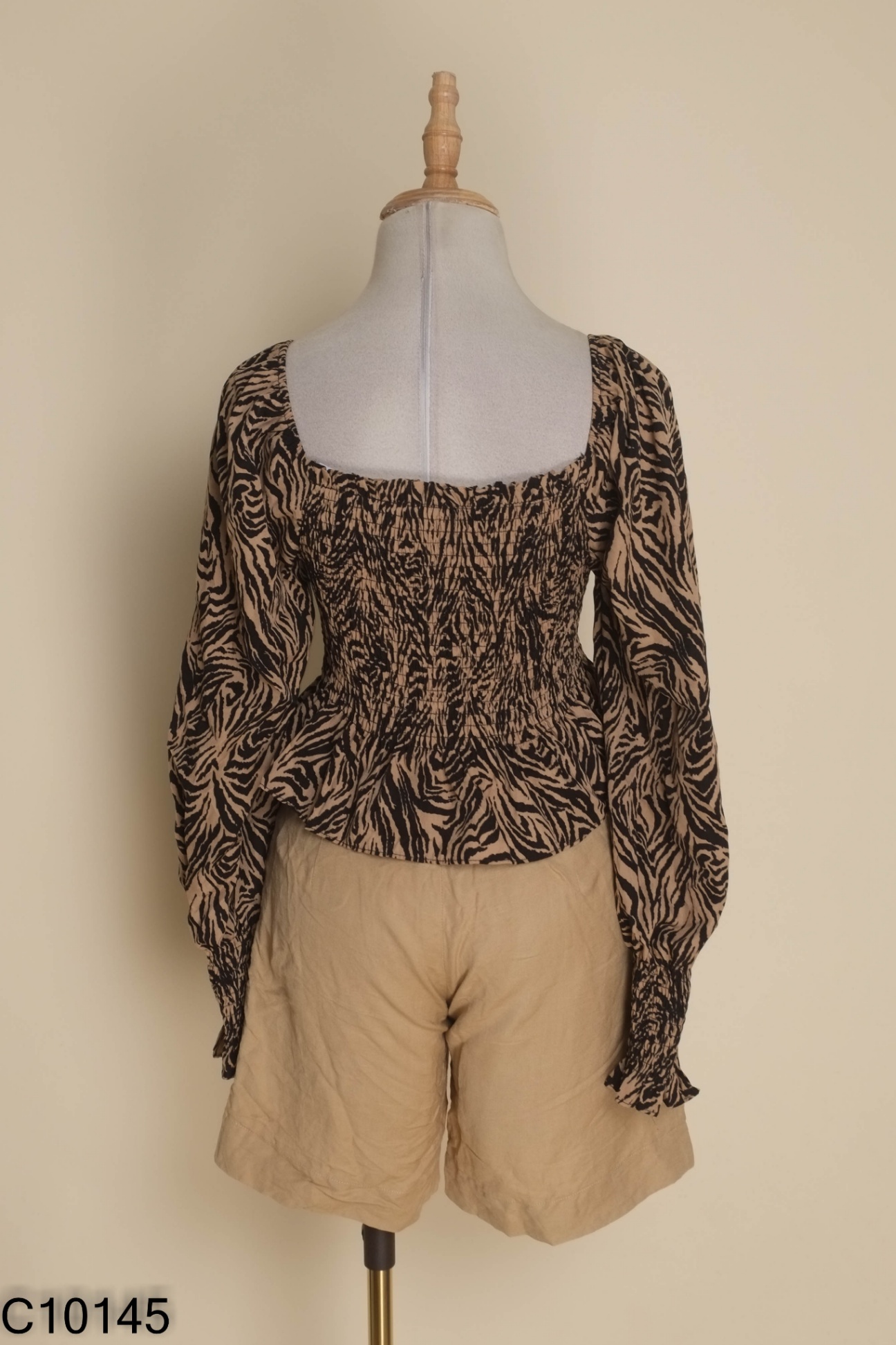 Set áo trễ vai + quần short