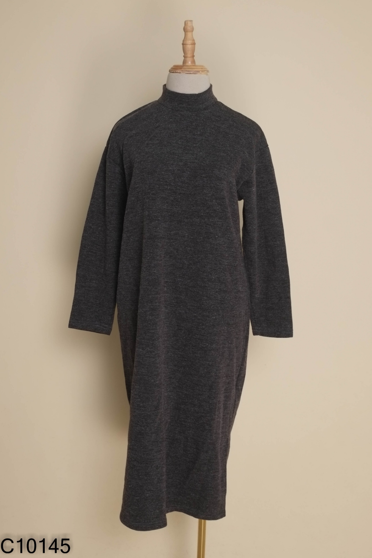 Váy len CBOMB STUDIO xám