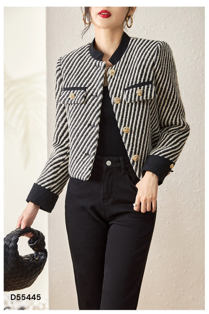 Áo khoác vest dạ trắng mix nhung đen