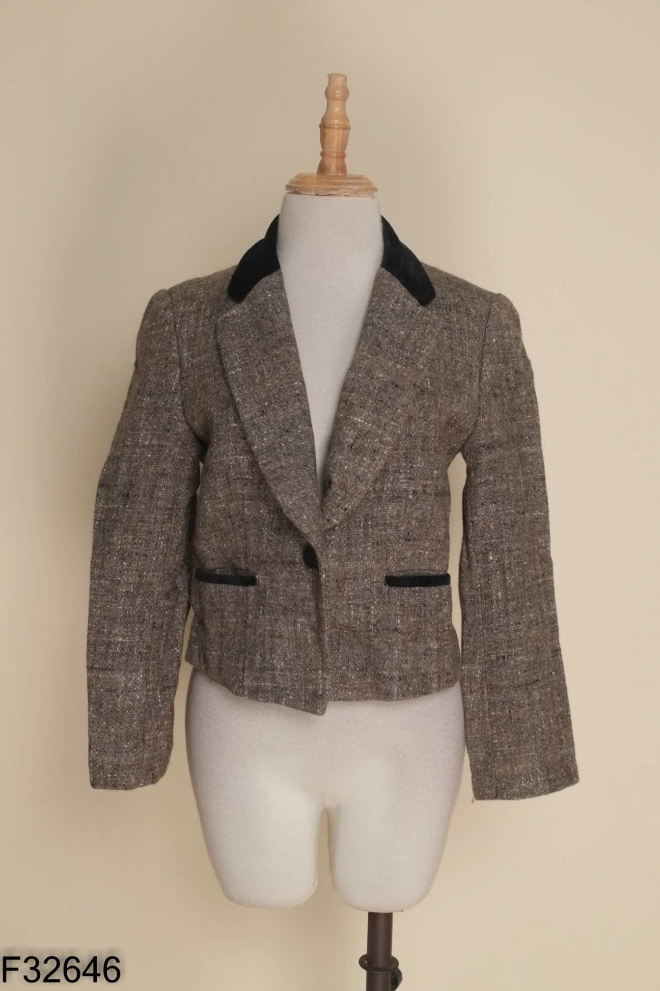 Áo khoác vest xám dạ mix nhung đen