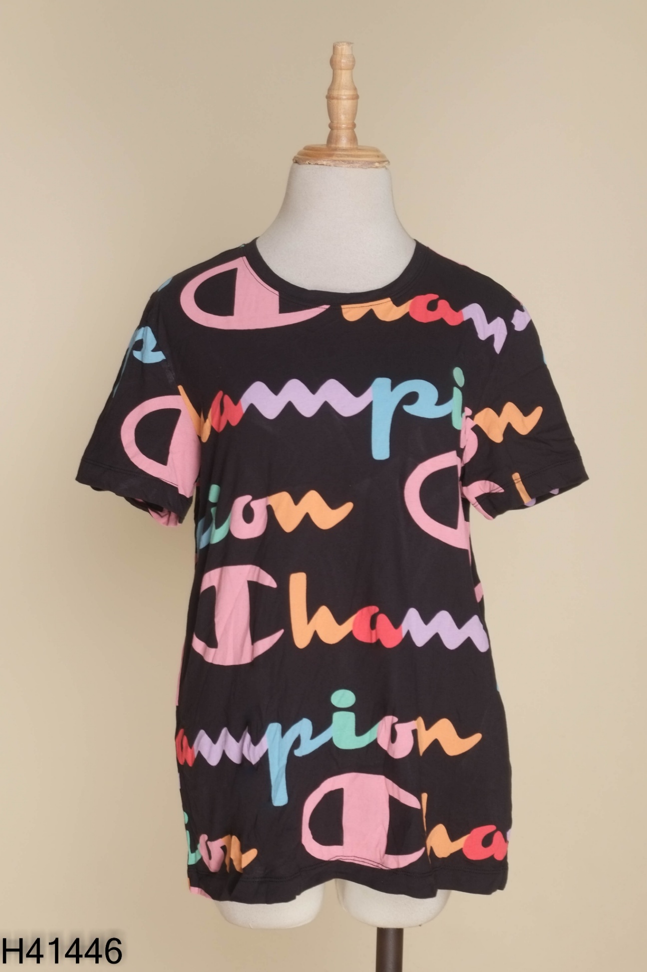 Áo thun CHAMPION in chữ