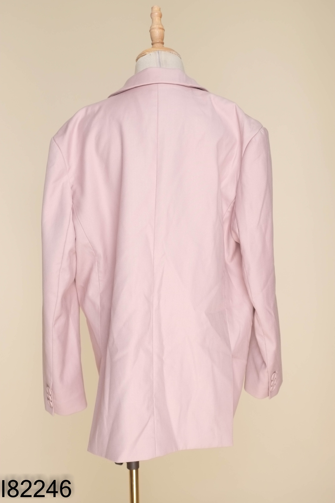 Áo blazer hồng dáng oversize