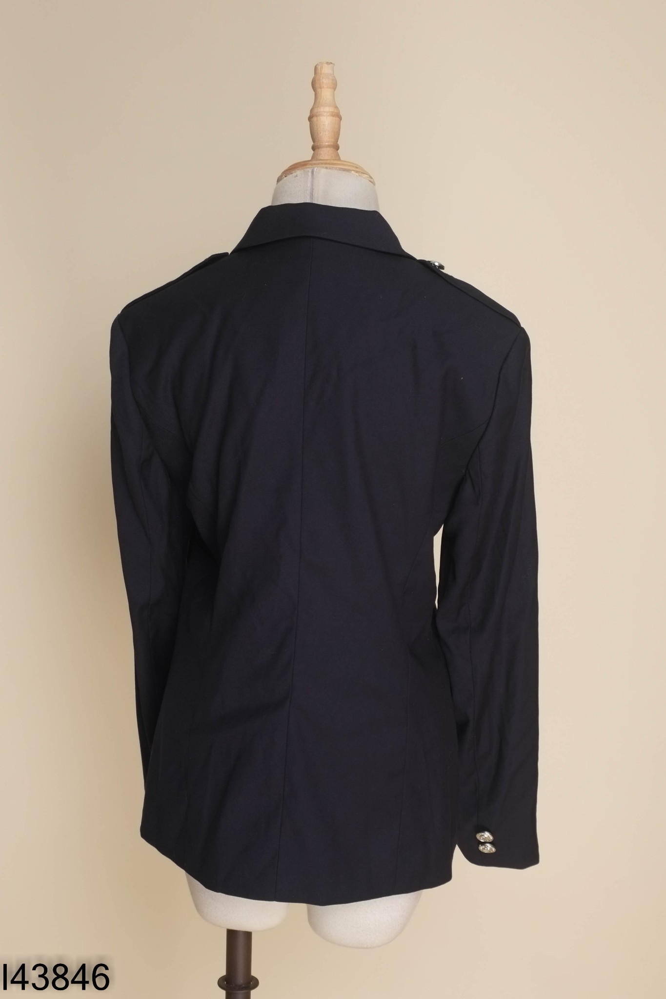Blazer xanh đen cúc bạc