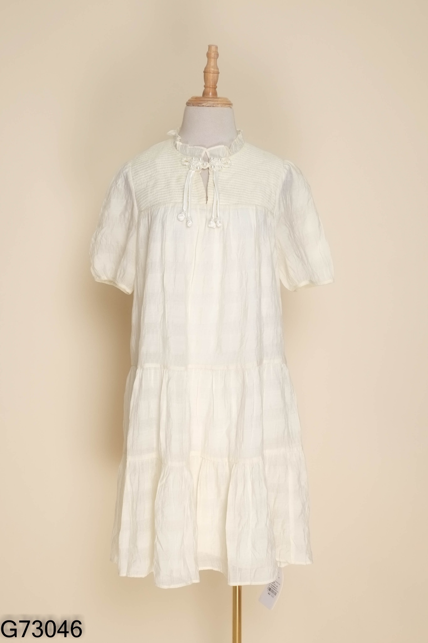 Váy babydoll cổ đính hạt