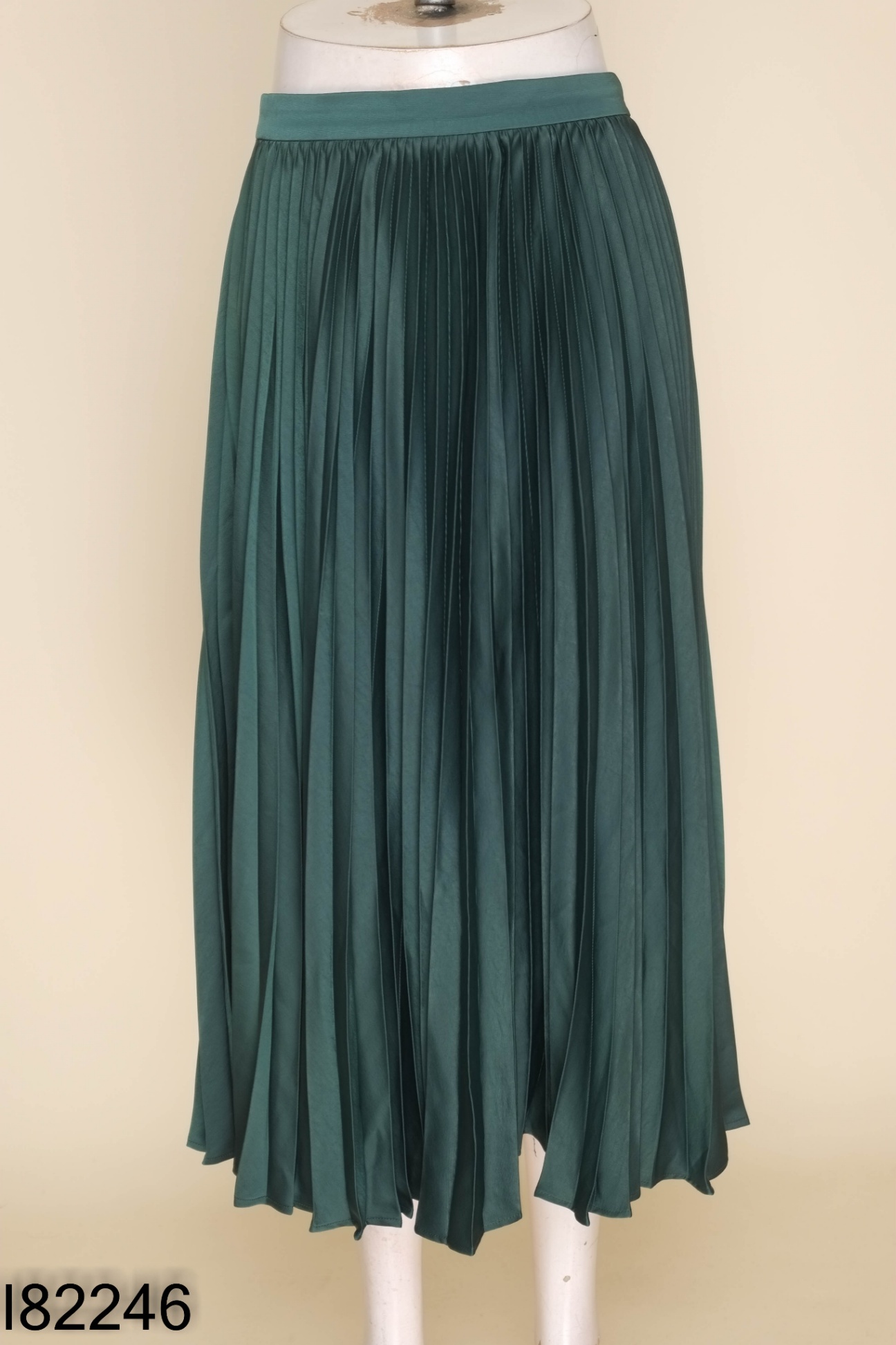 Chân váy D.CHIC xanh xếp ly