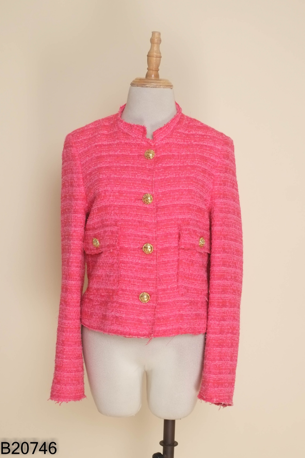 Áo khoác dạ ZARA hồng cúc vàng (cắt tag)