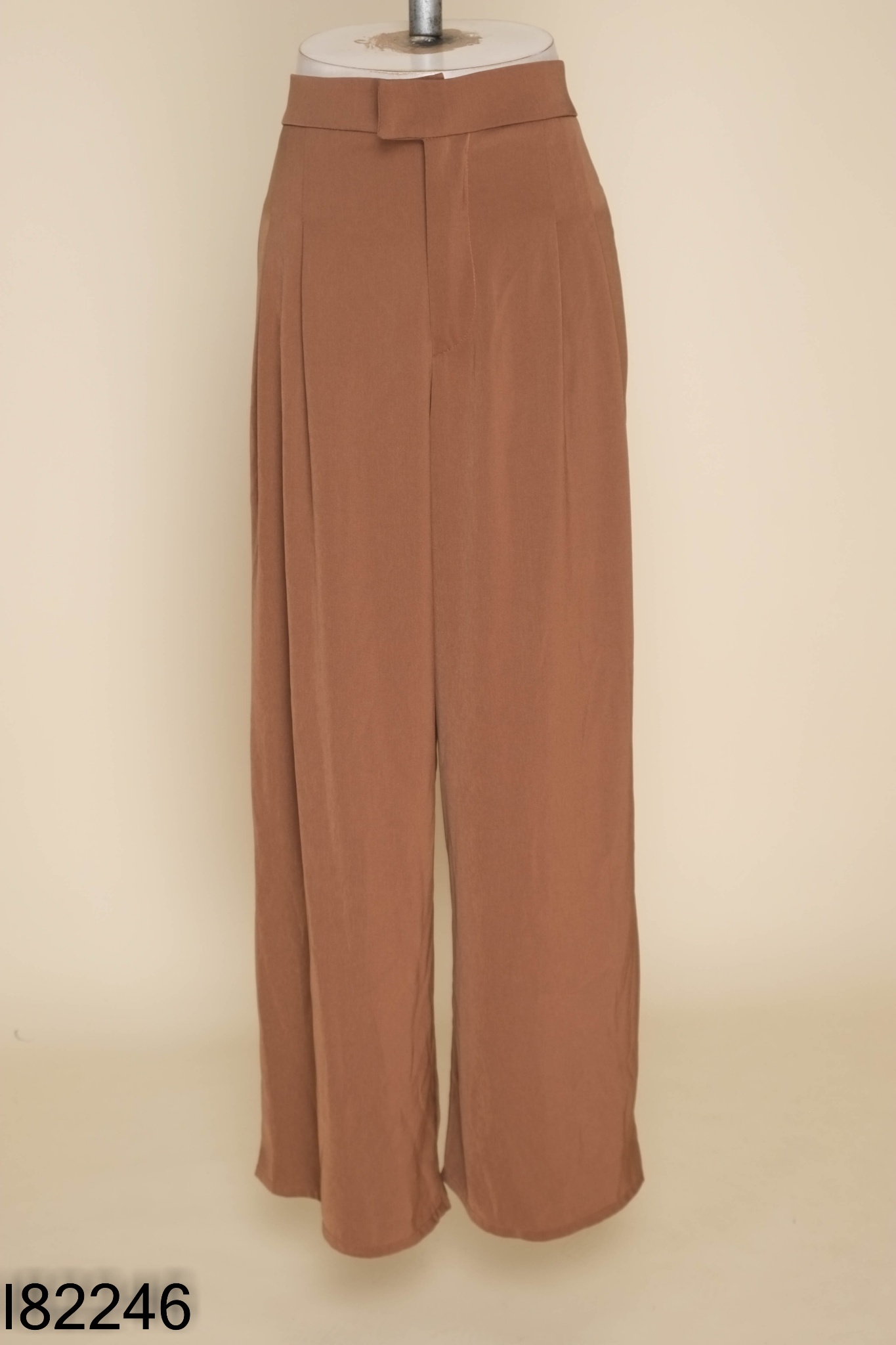 Quần suông nâu ly eo