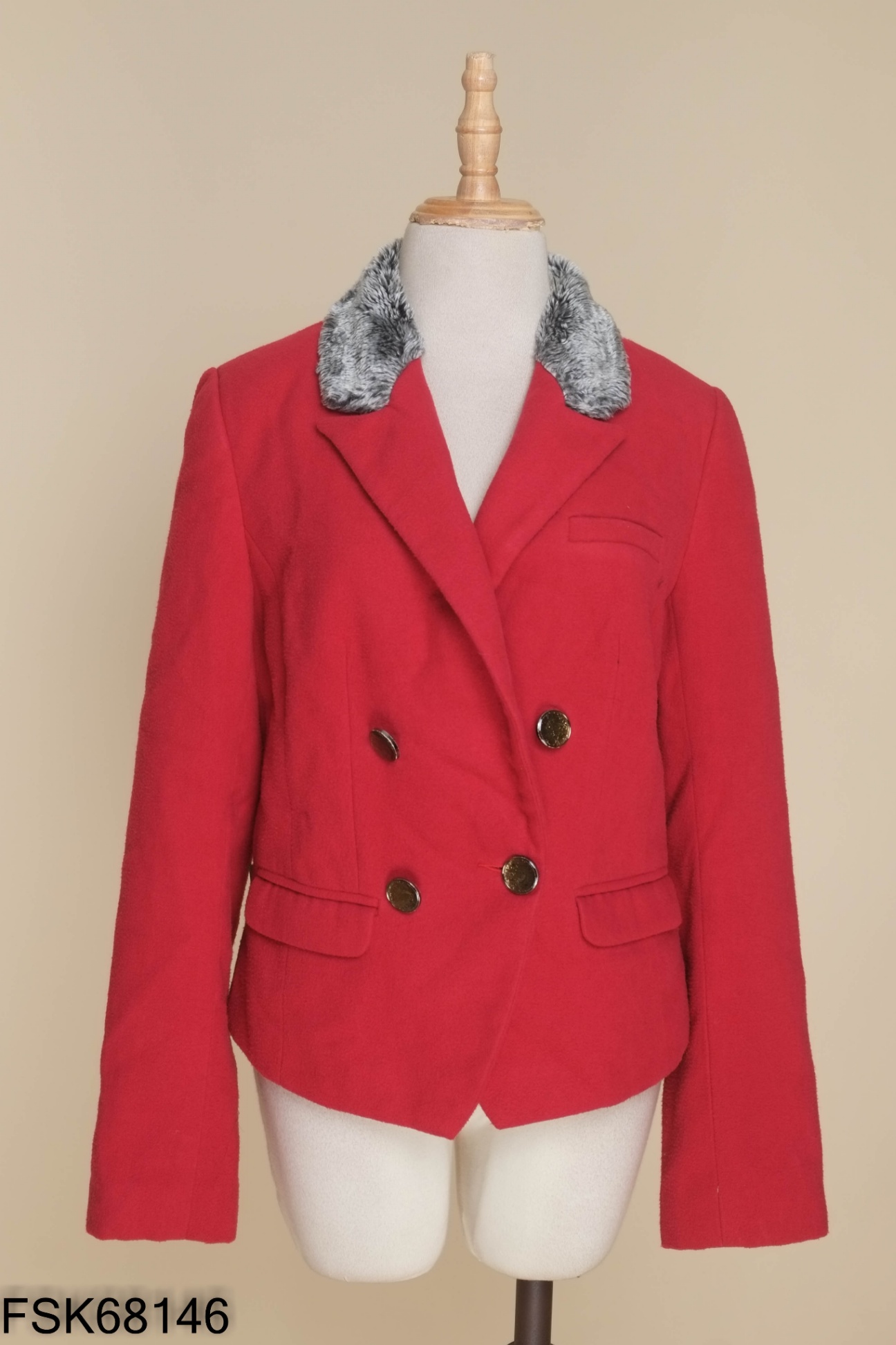 Áo khoác vest đỏ cổ lông YOSHINO