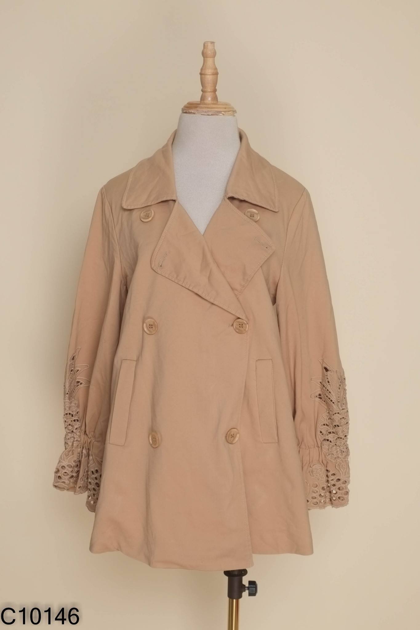 Áo khoác OECE nâu chun tay