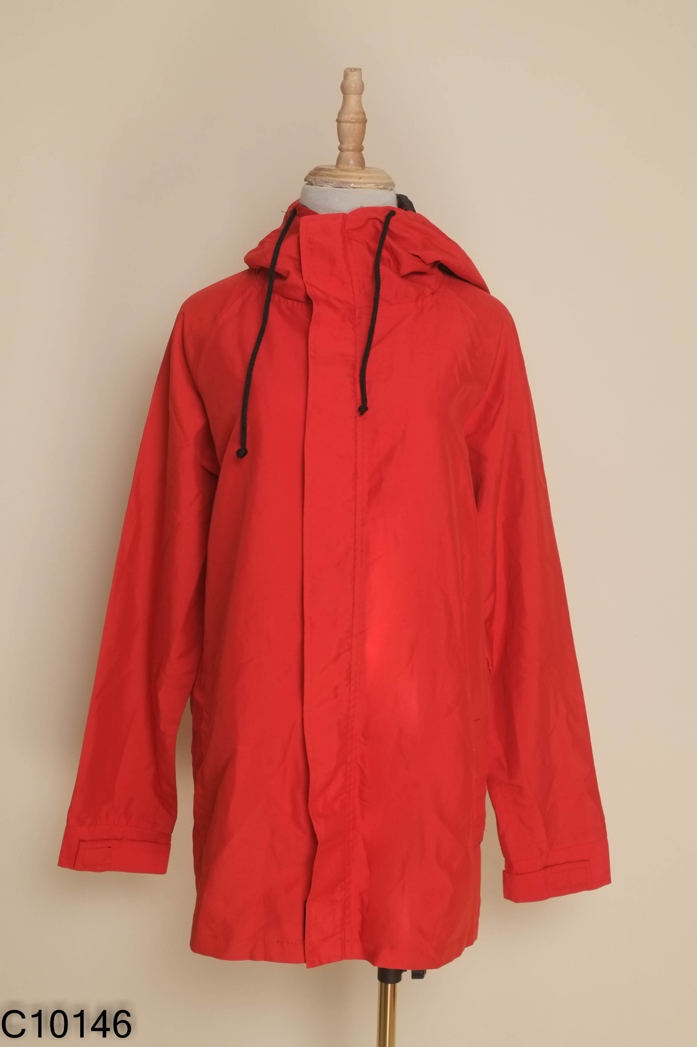 Áo khoác đỏ có mũ