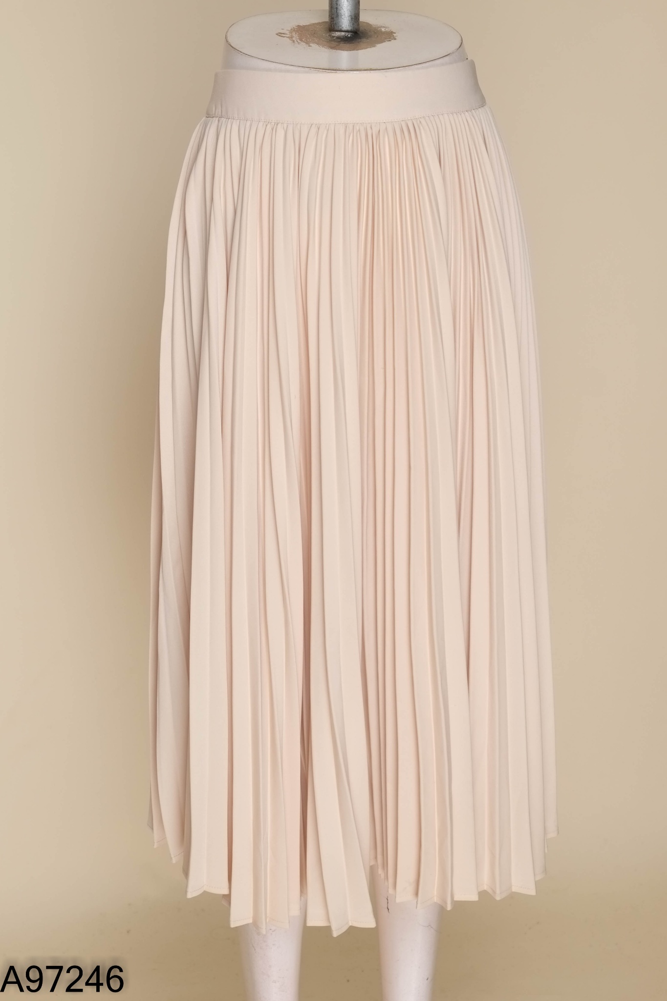 Chân váy dài xếp li hồng