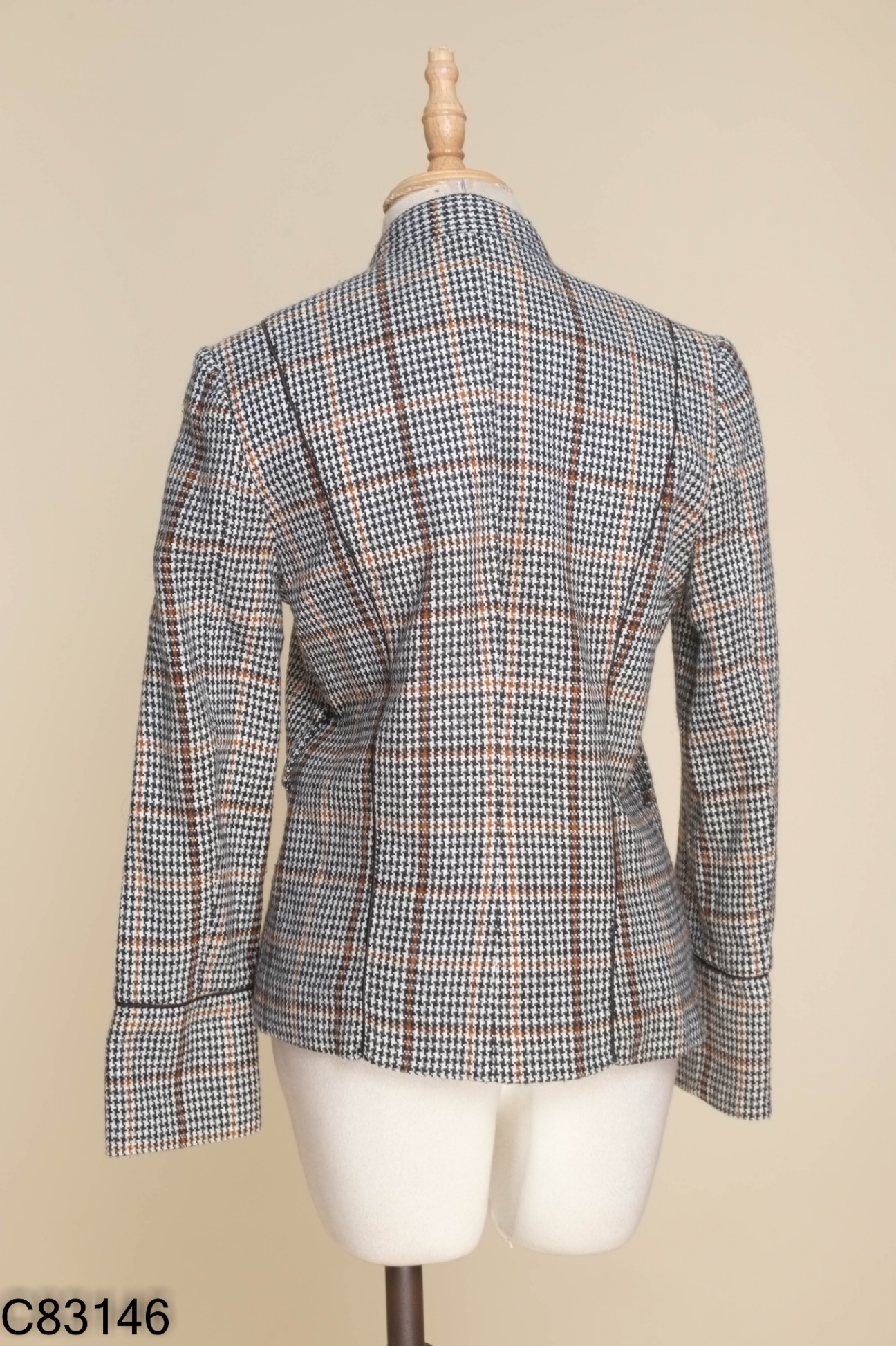 Áo dạ NEMNEW 6 cổ vest đen nâu