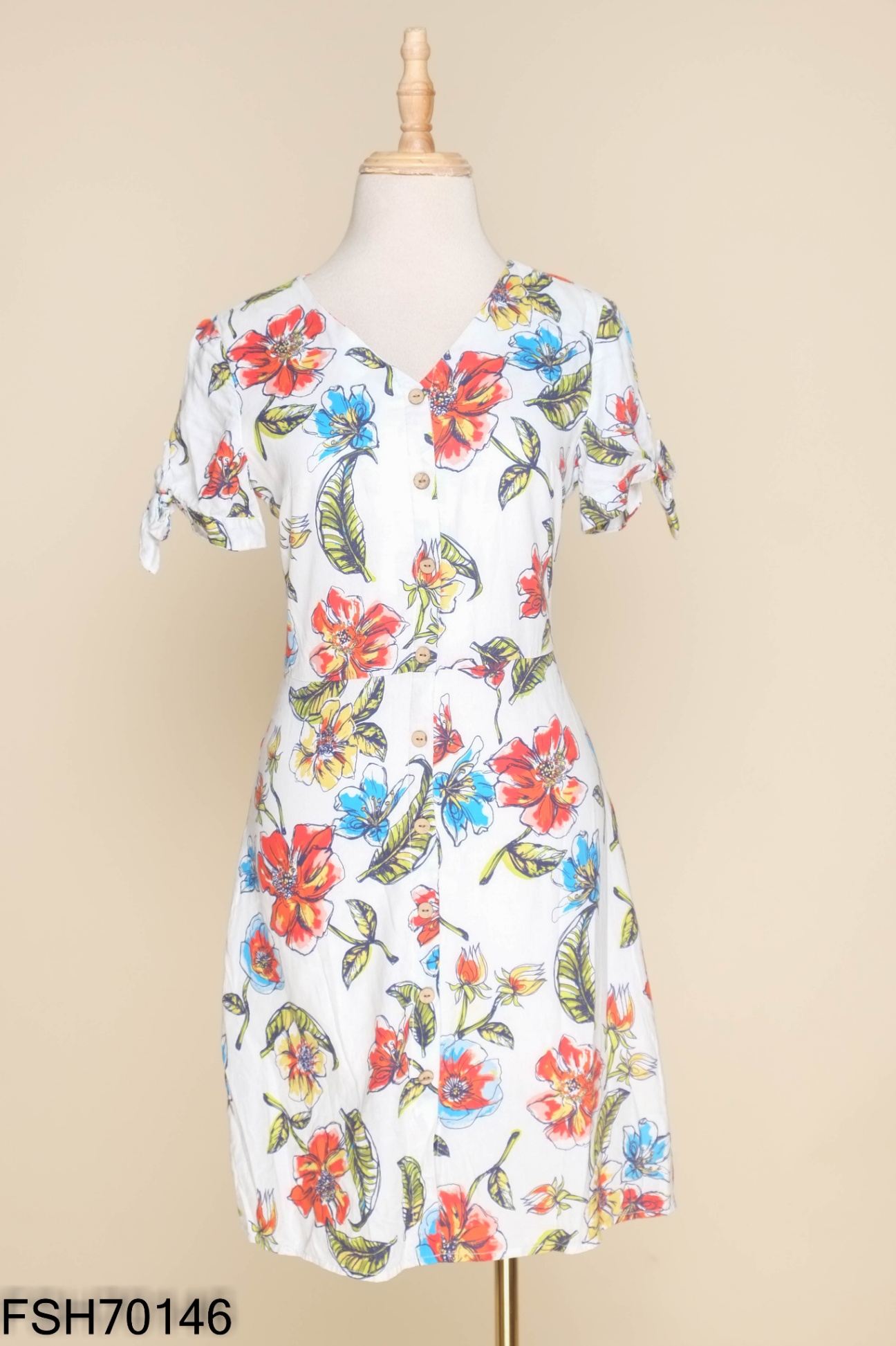 Váy be hoa ADORE DRESS cổ V