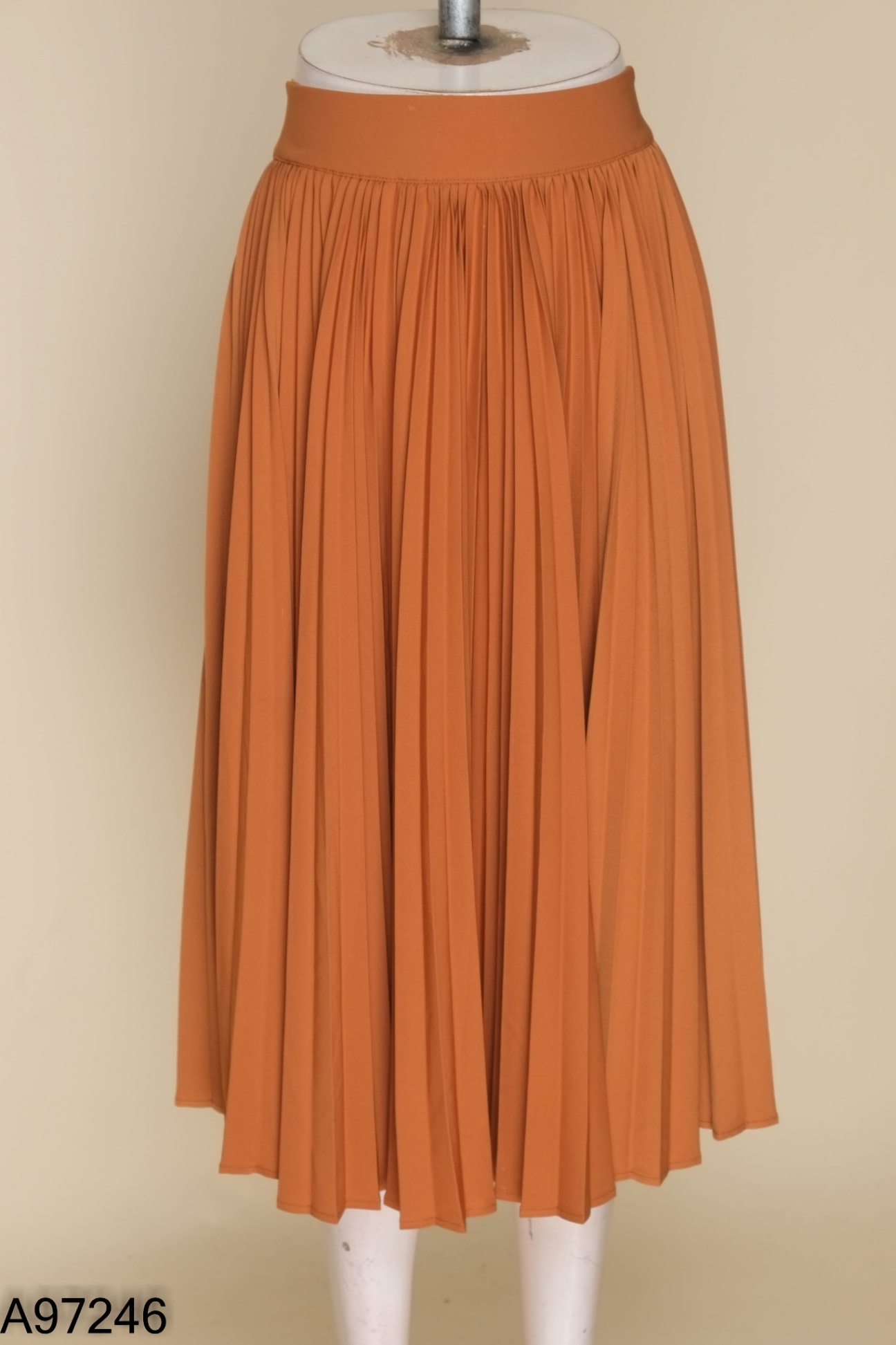 Chân váy dài xếp li cam đất