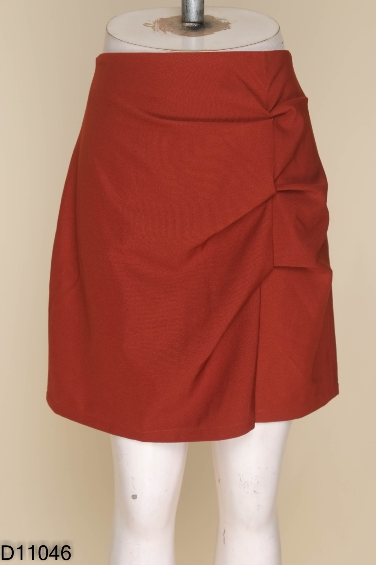 Chân váy ADORE DRESS đỏ xẻ tà