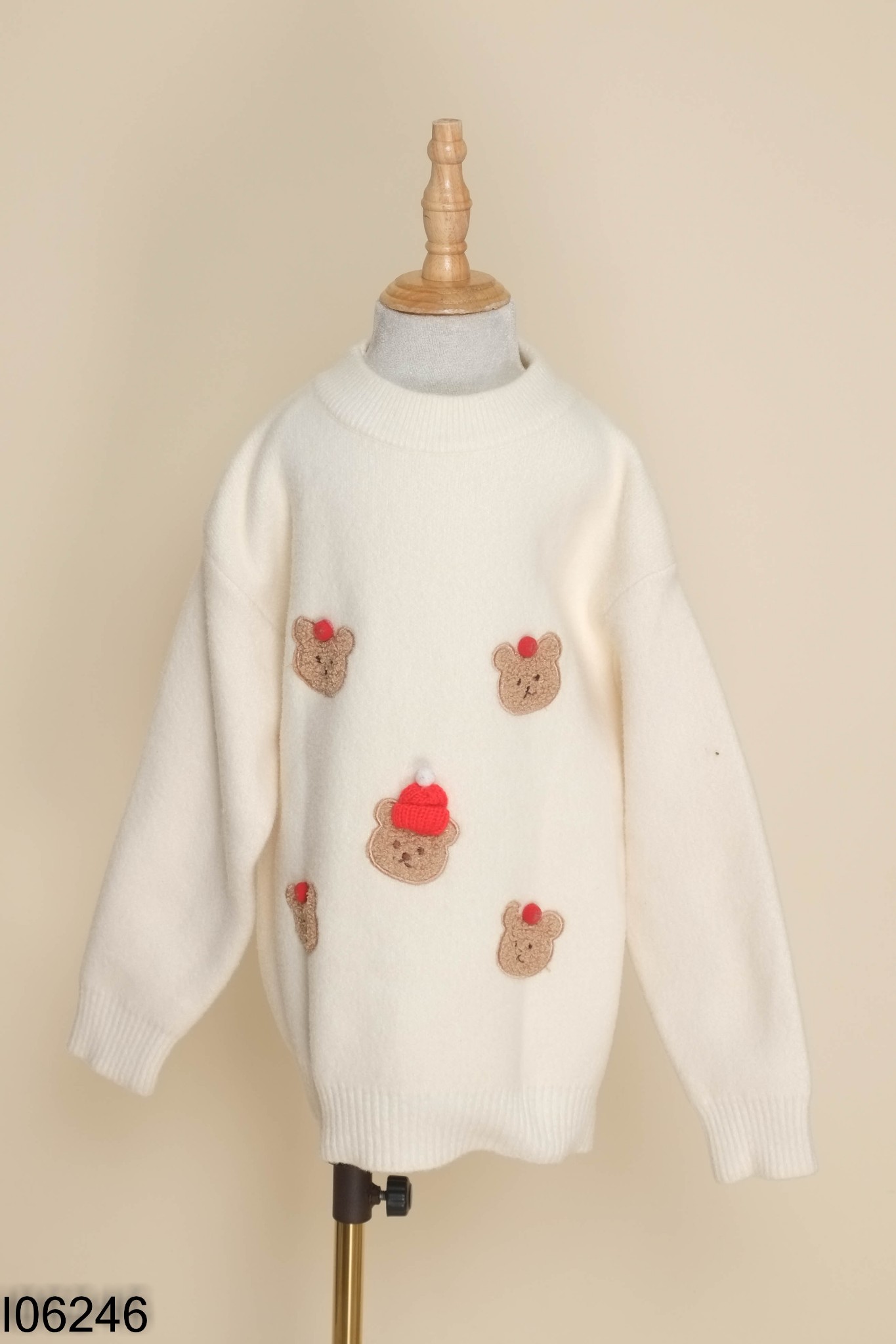 Áo len be thêu gấu nâu KID