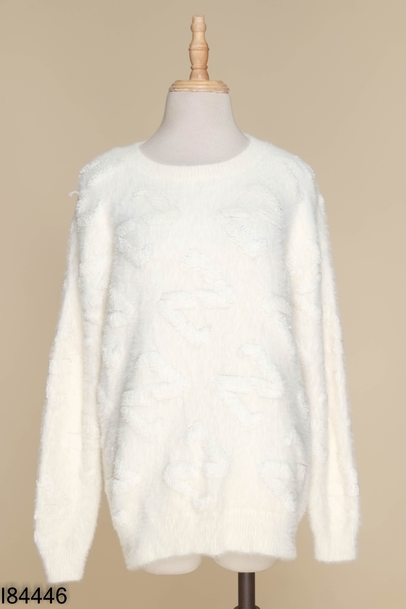 Áo len lông kem phối họa tiết