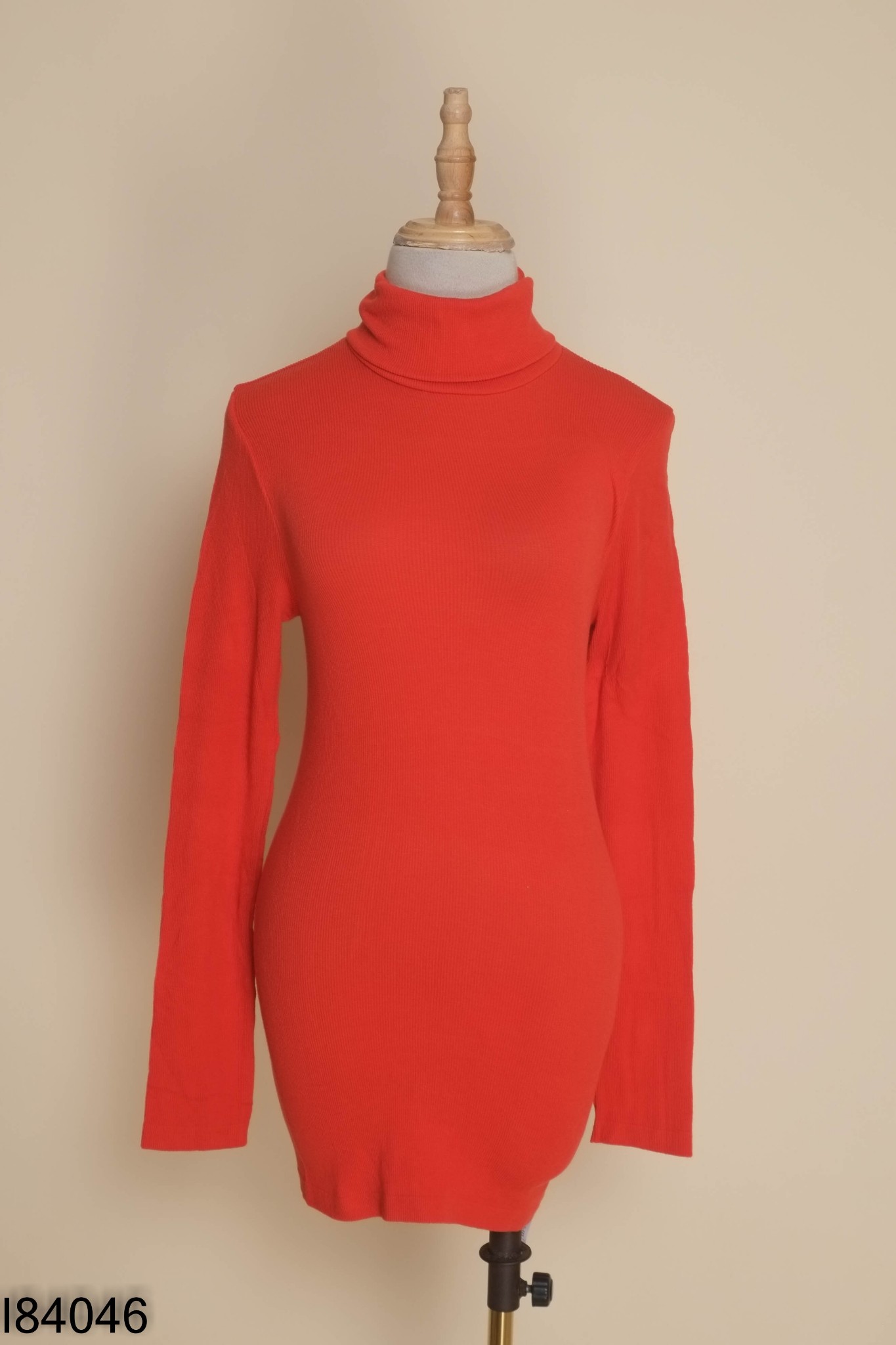 Áo len đỏ UNIQLO new