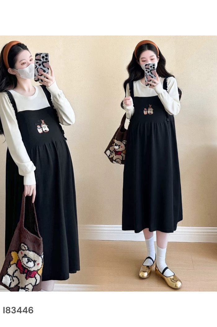 Váy len be phối đen thêu hình