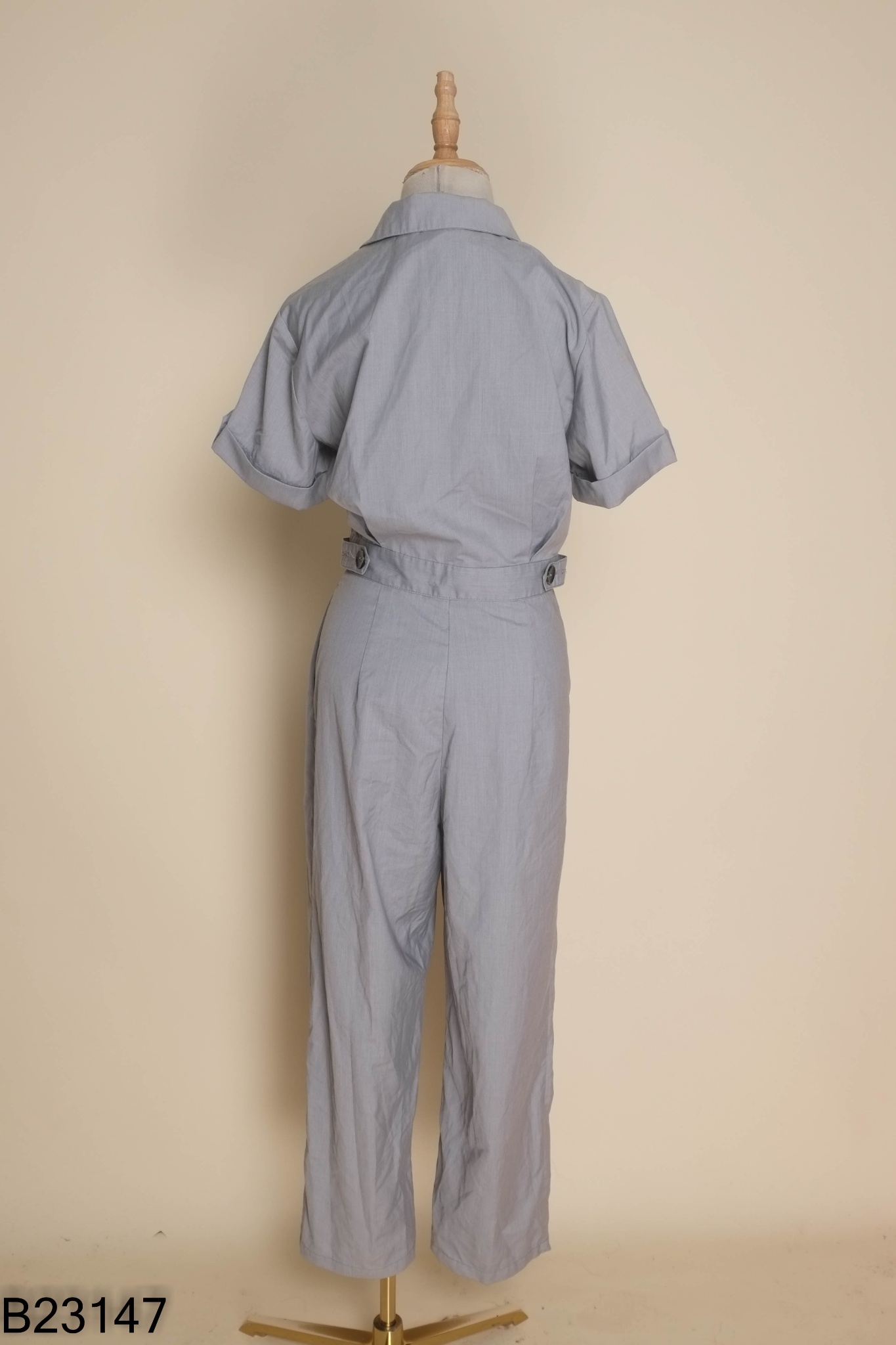 Jumpsuits MONA.STUDIO xám cổ vest