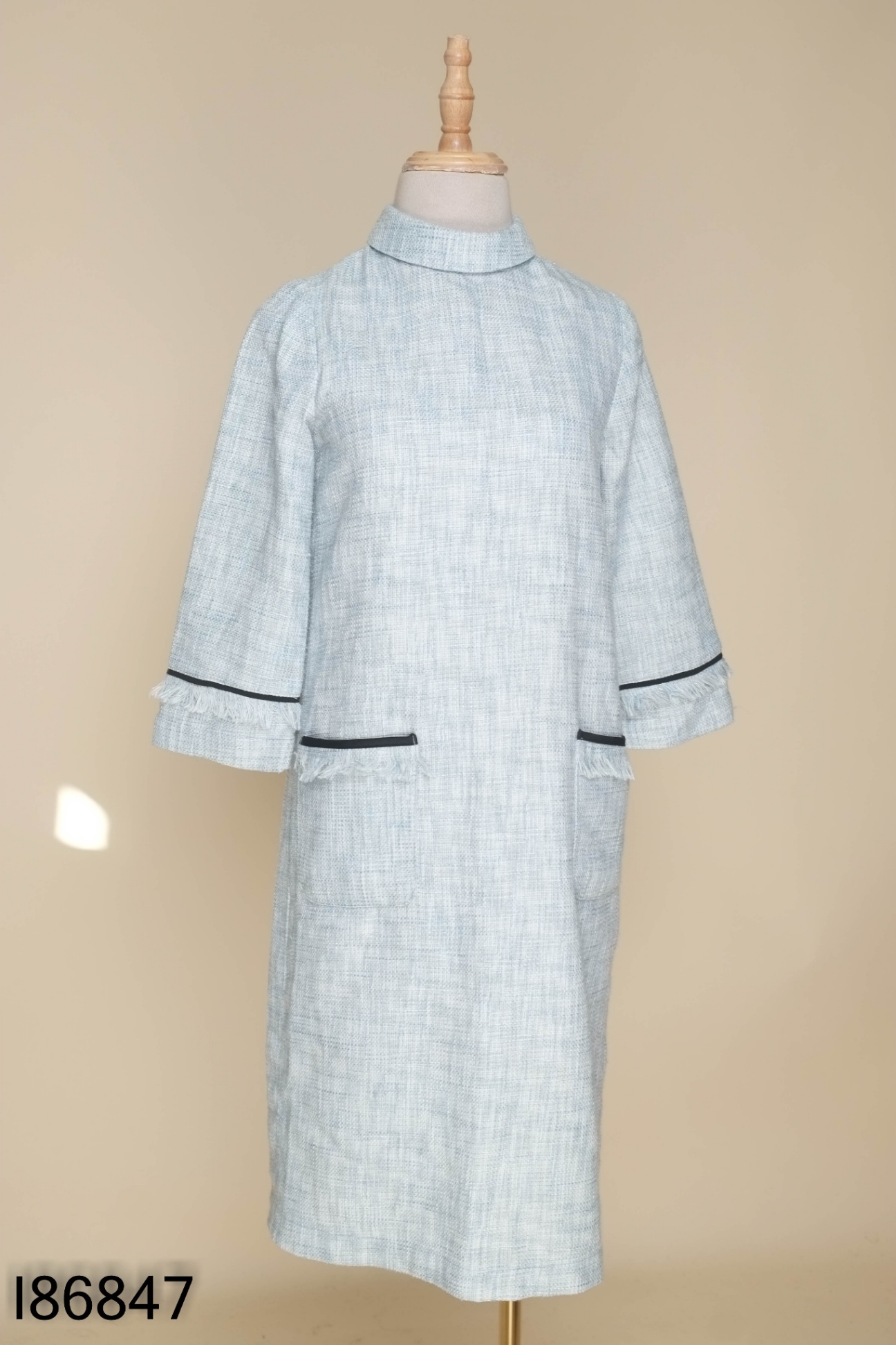 Váy LIIN dạ xanh cổ cao