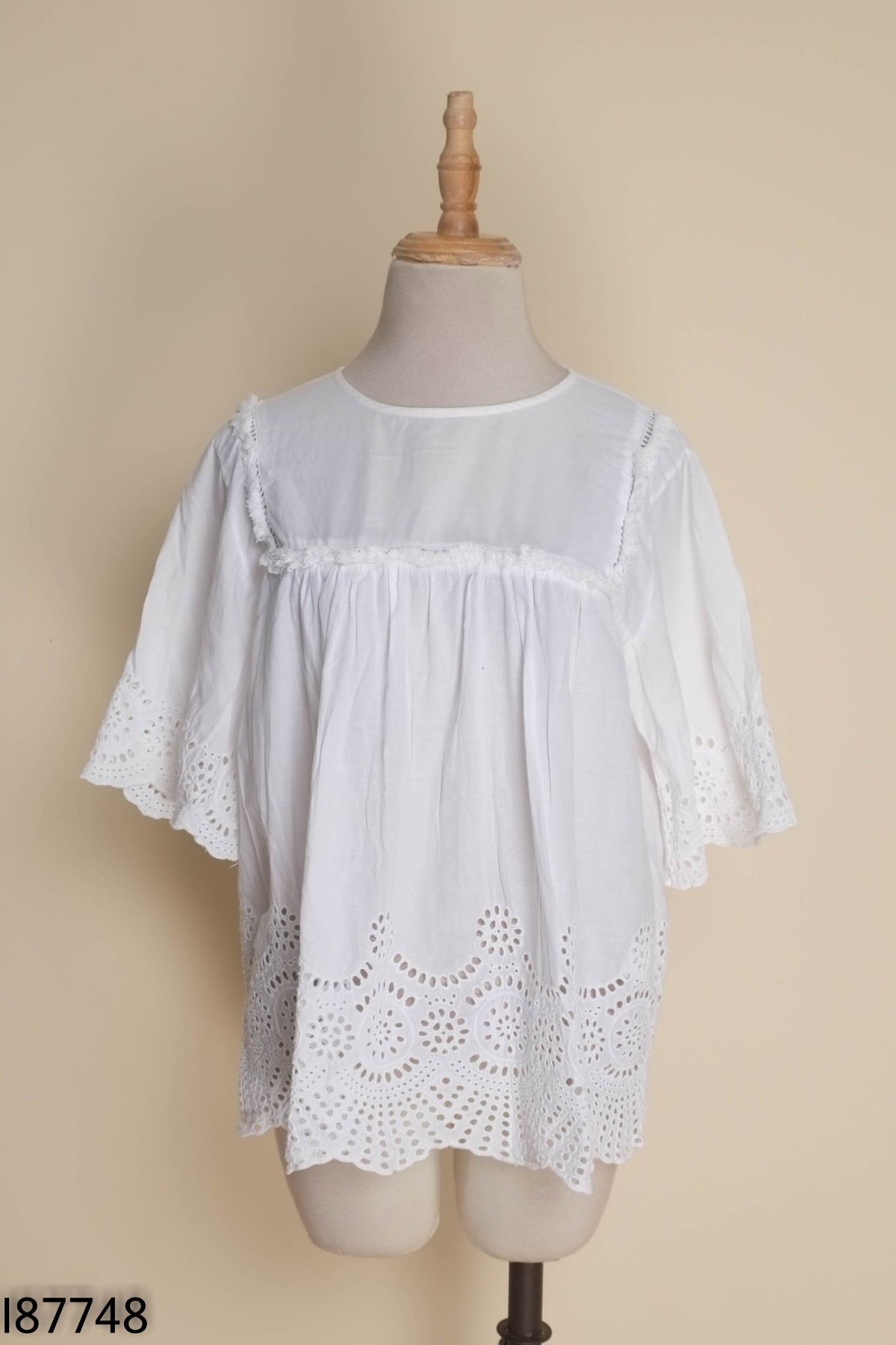 Áo SFERA babydoll trắng