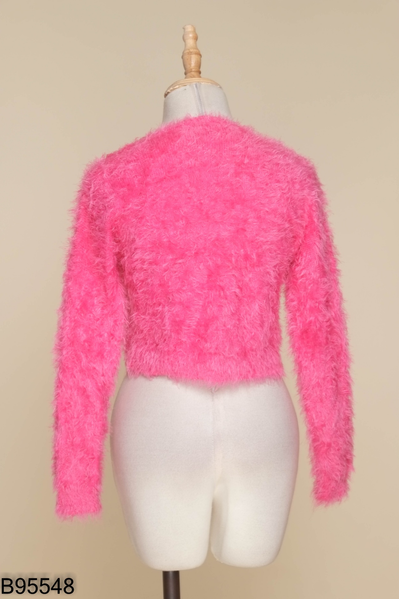 Áo cardigan hồng phối lông