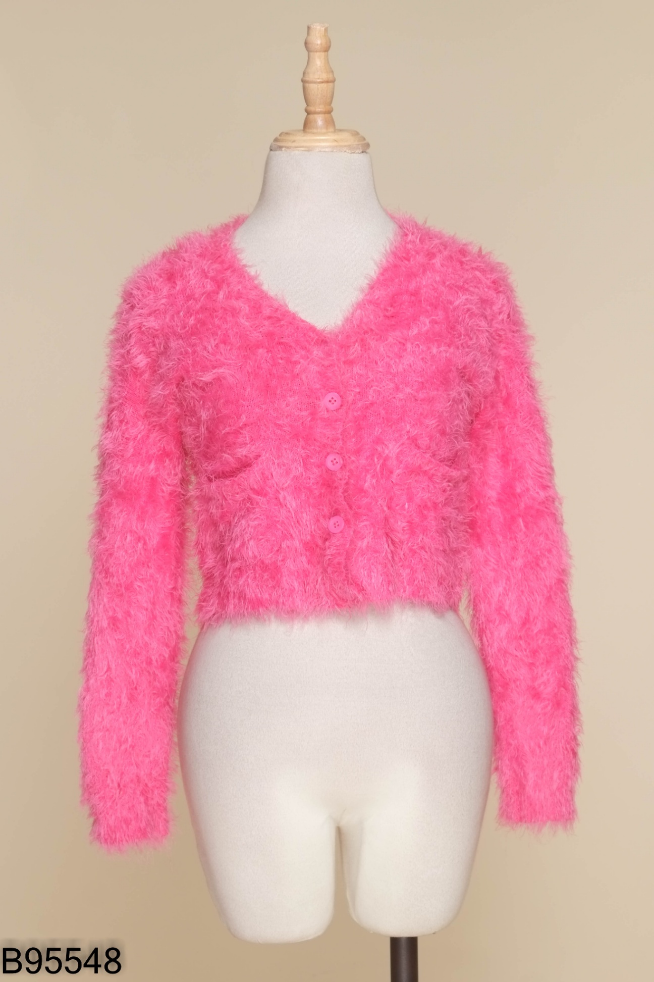 Áo cardigan hồng phối lông