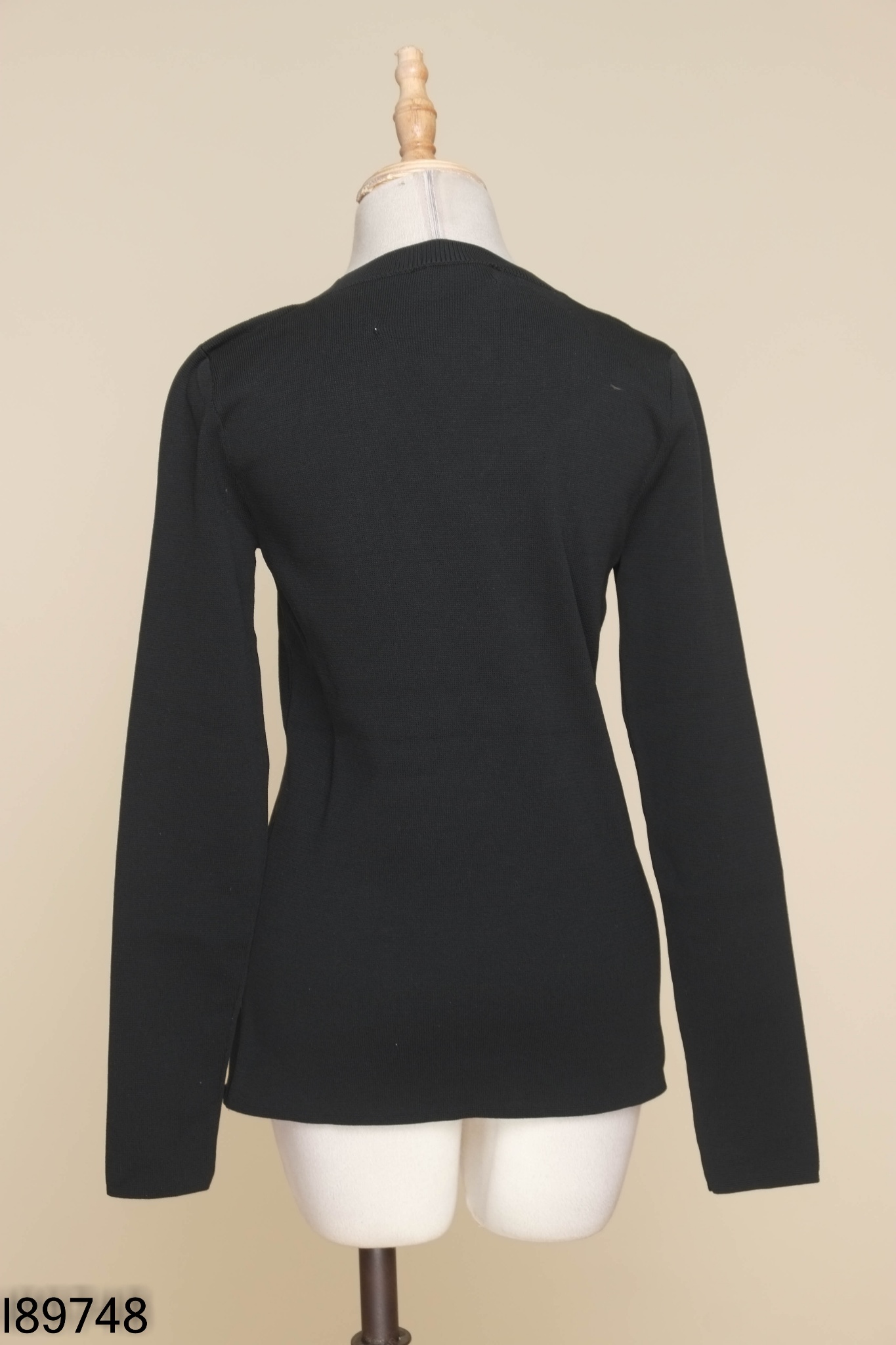 Áo len đen mỏng cut out DOROTHY PERKINS