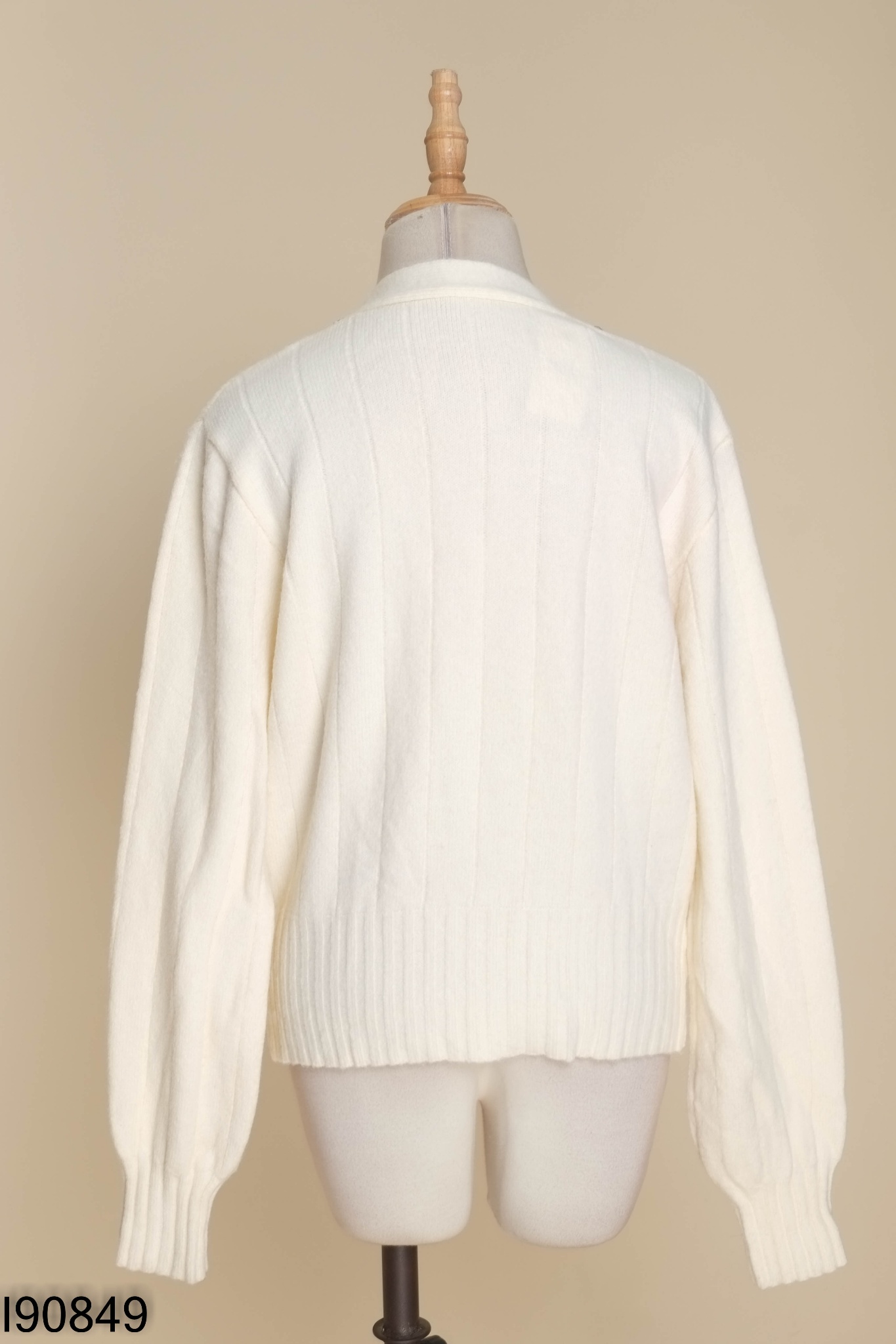 Cardigan be đính hạt