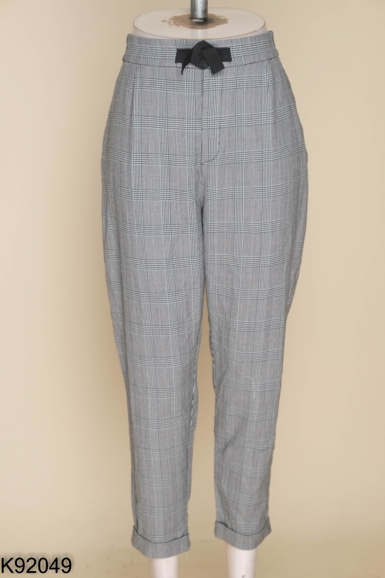 Quần baggy HM xám kẻ