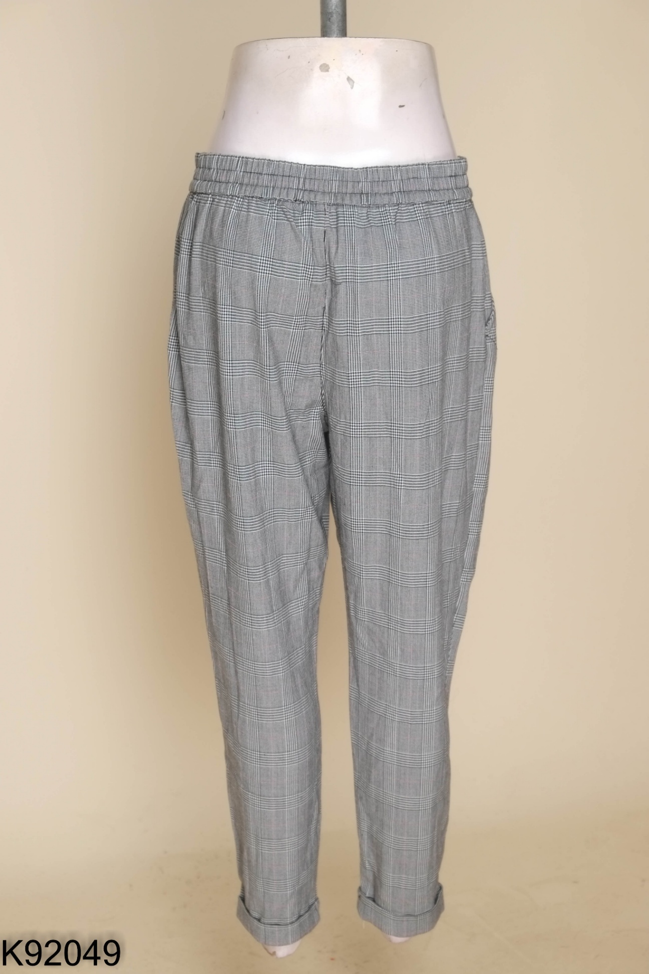Quần baggy HM xám kẻ