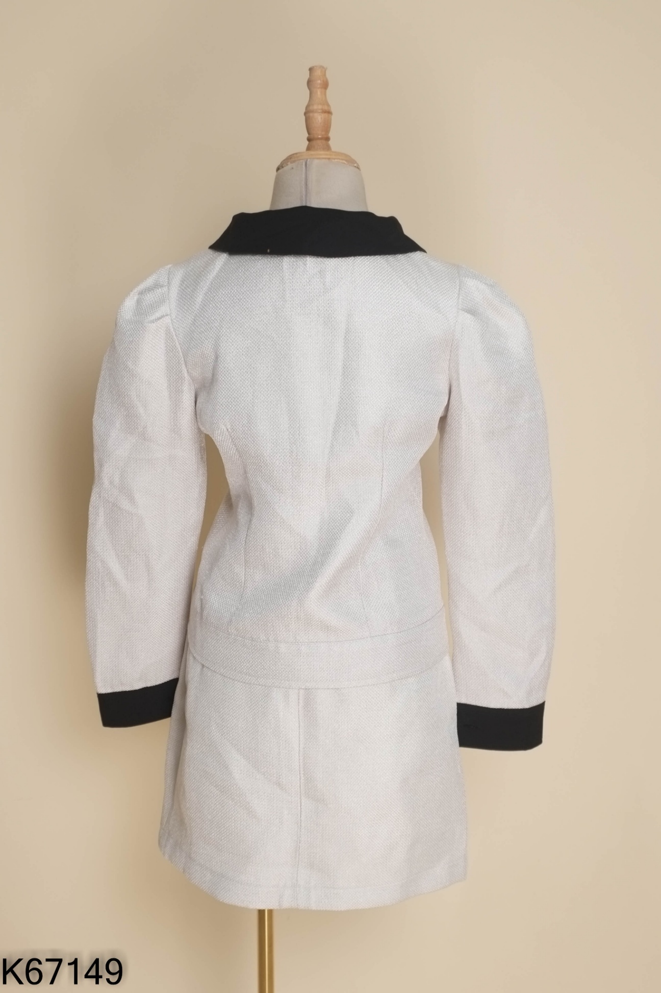 Set cardigan xám viền đen áo+váy