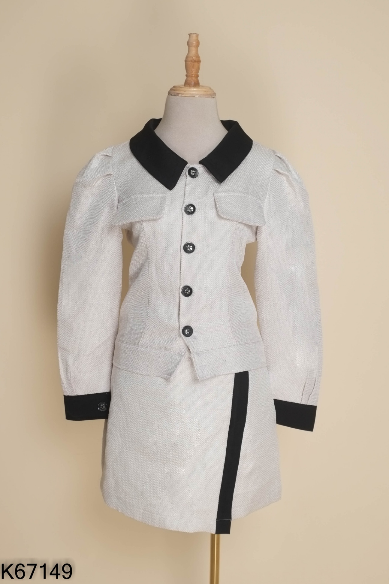Set cardigan xám viền đen áo+váy