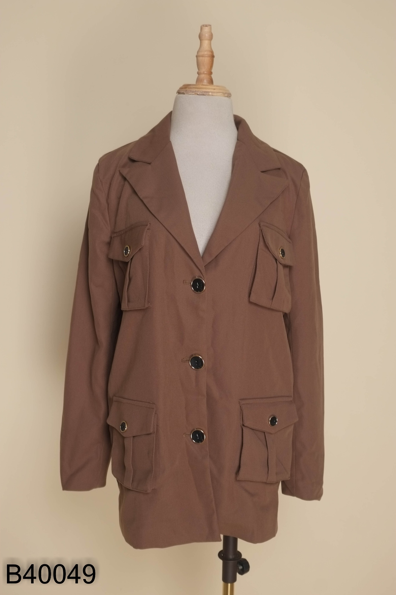 Áo khoác blazer nâu đậm phối túi
