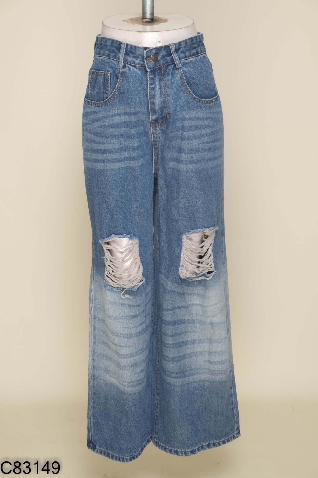 Quần jeans FLEUR DELYS xanh rách