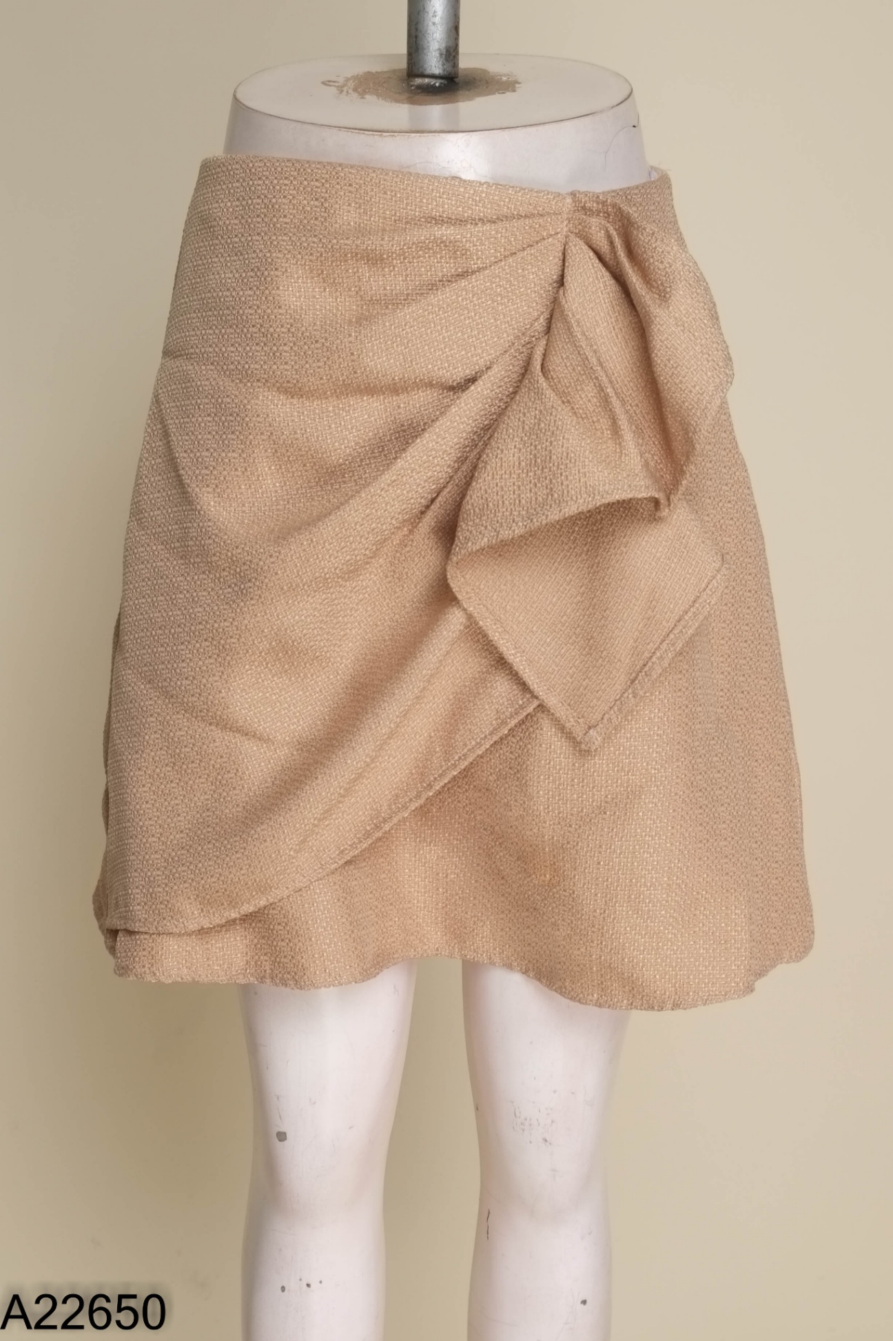 Chân váy OLV BOUTIQUE nâu đính