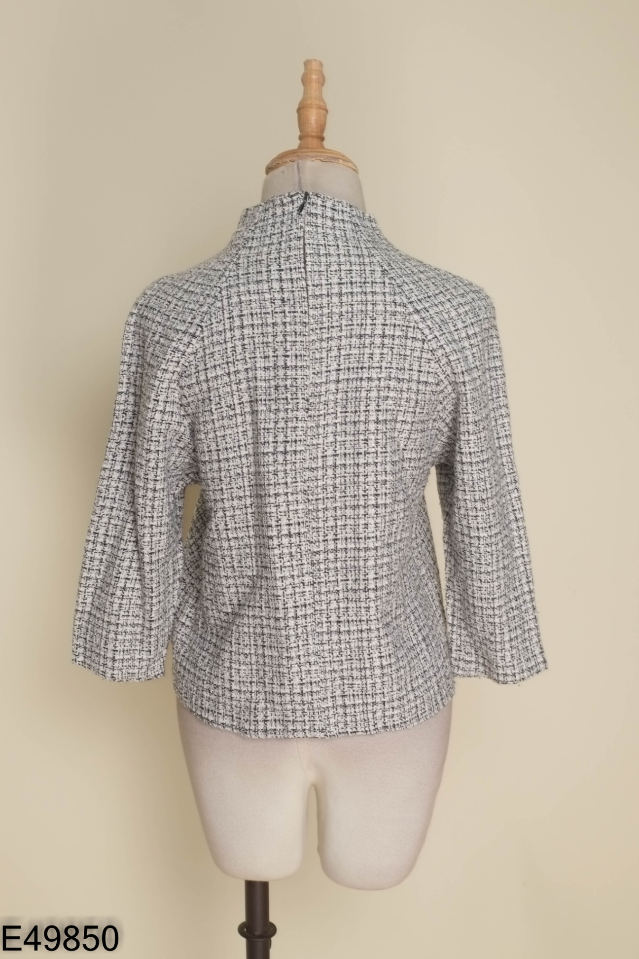 Áo dạ ZARA xám be tay lỡ