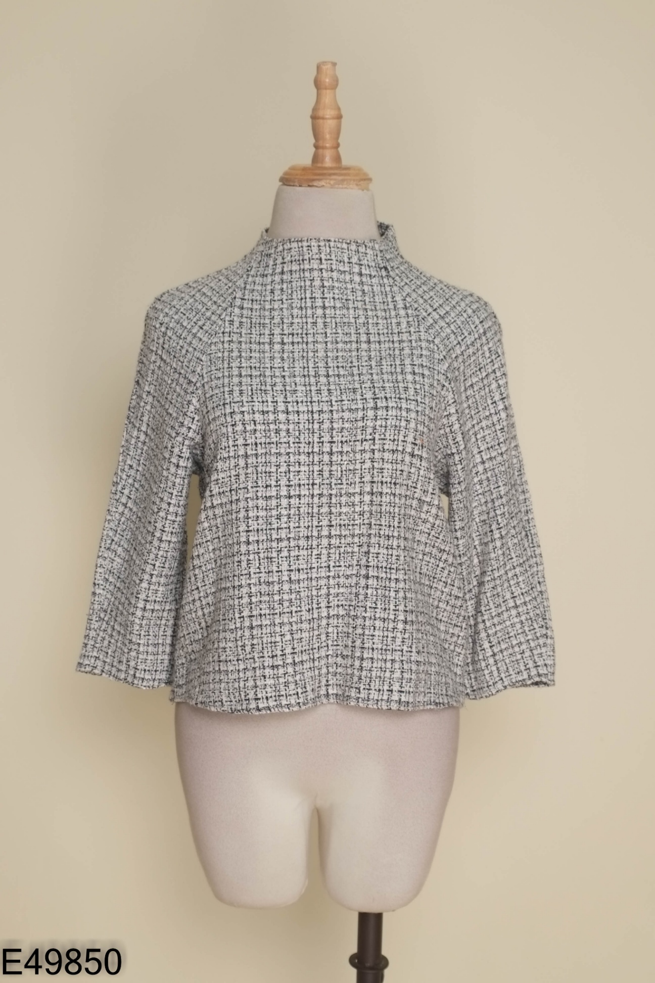 Áo dạ ZARA xám be tay lỡ