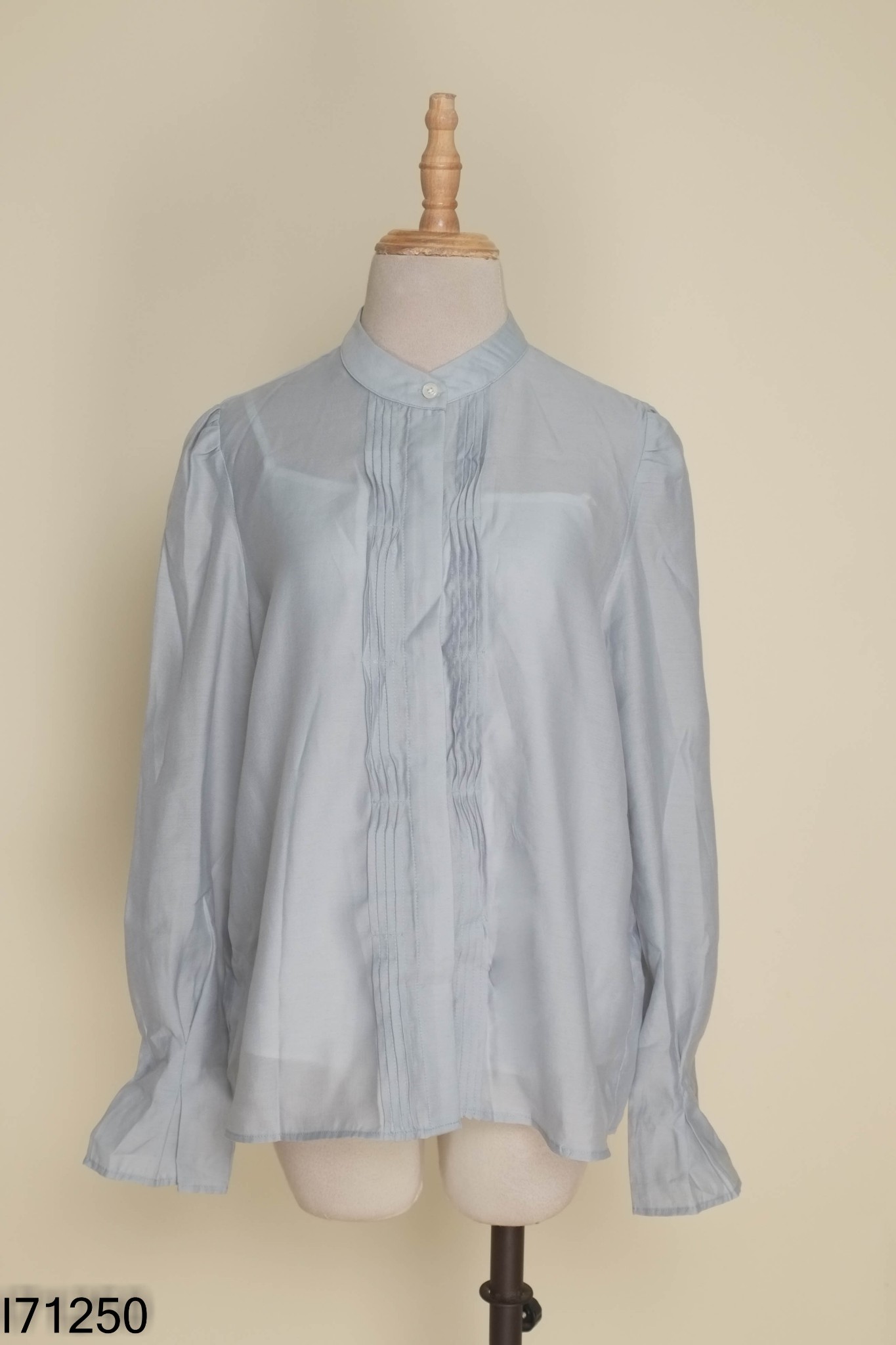 Áo chiffon KUHN MARVIN xanh gấp ly (CÓ LÓT)