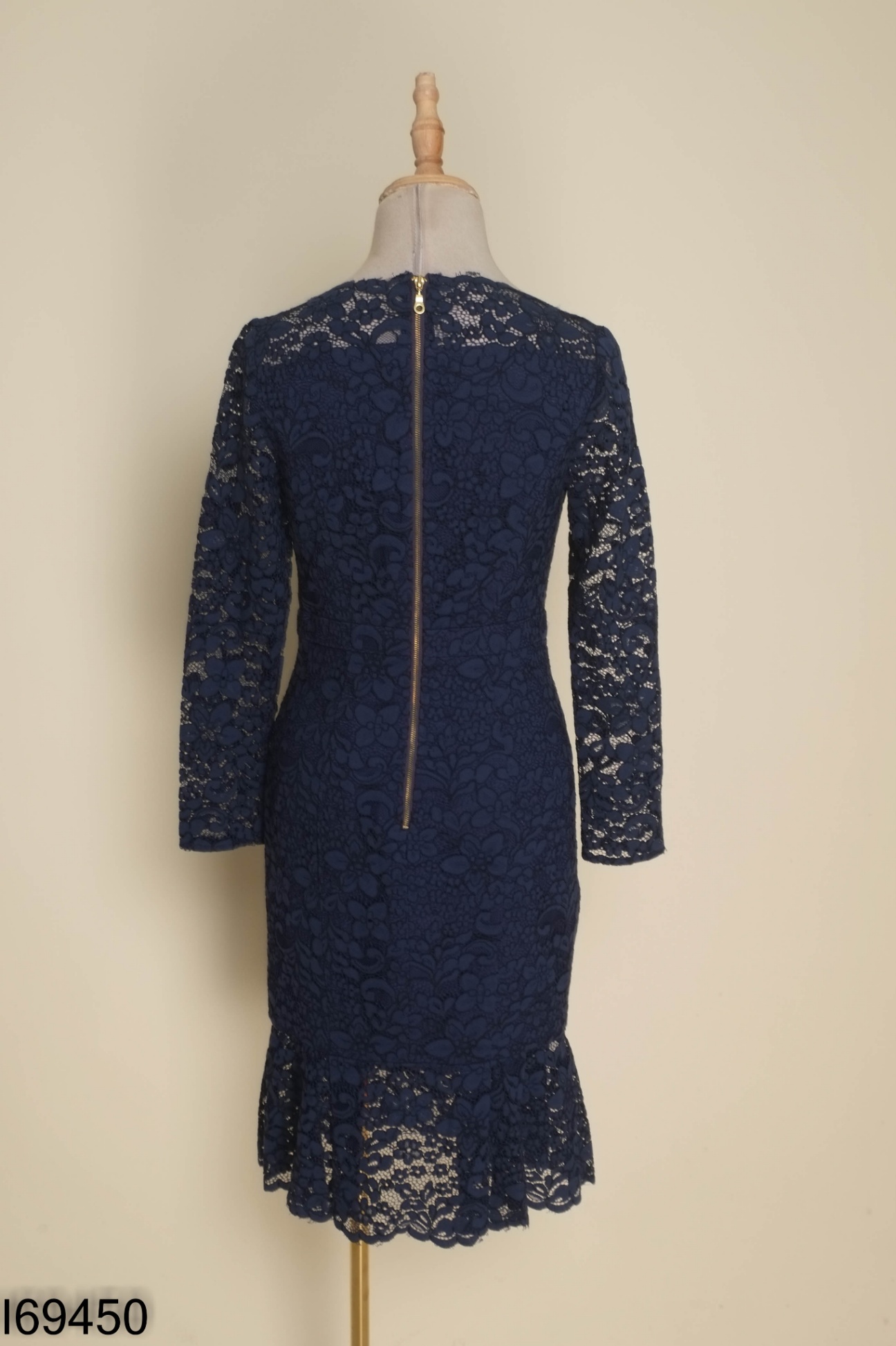 Váy ren CHARMILLES xanh than cổ thuyền