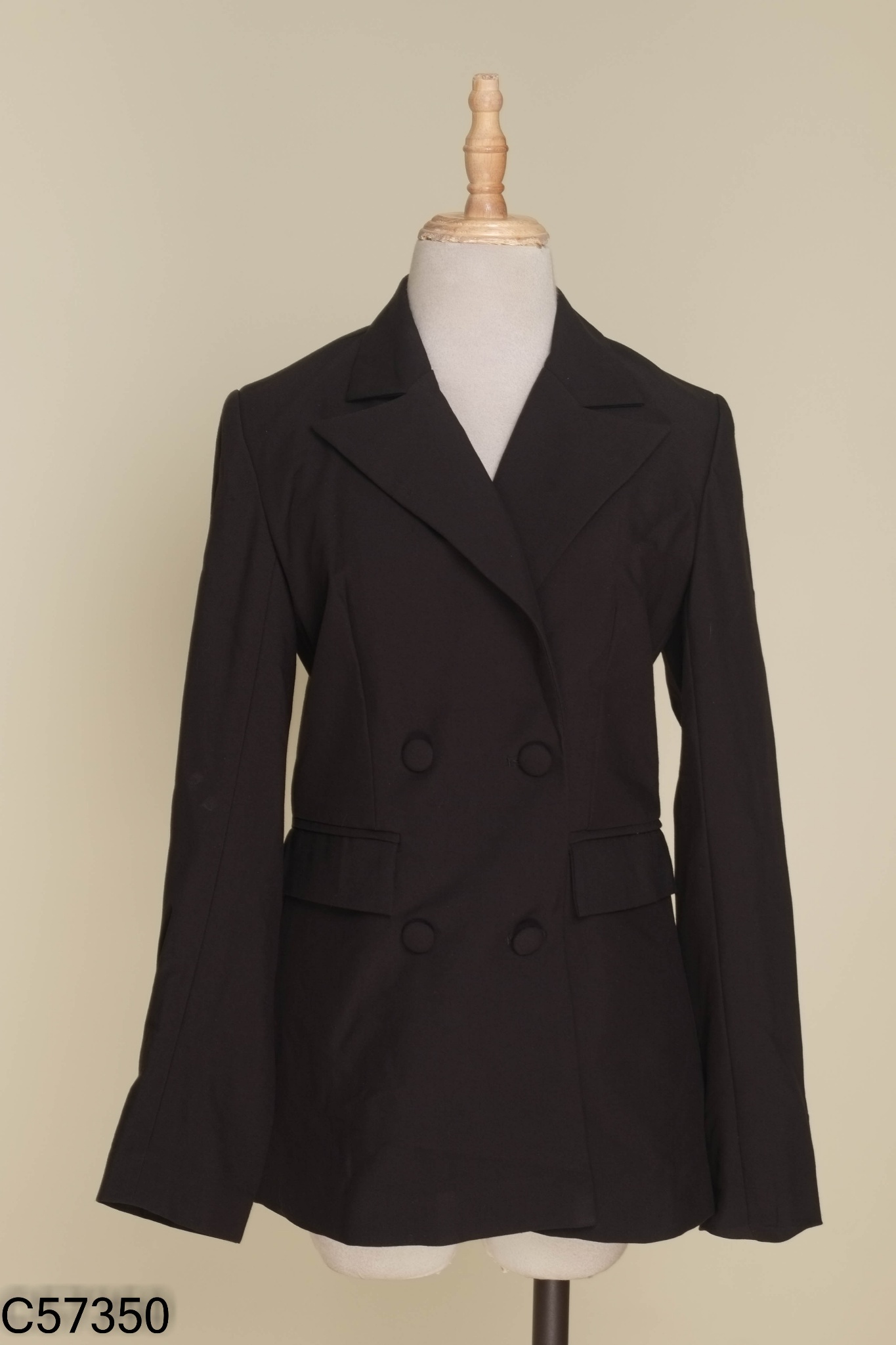Áo blazer đen OUTFIT